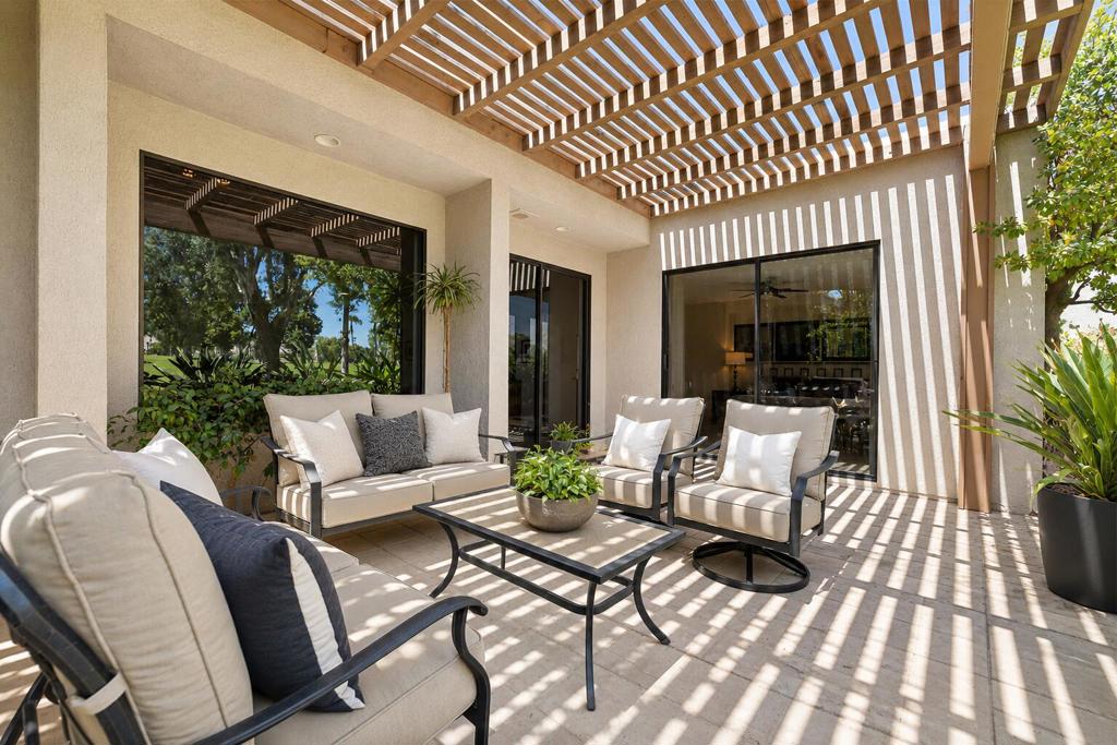 925 Inverness Drive