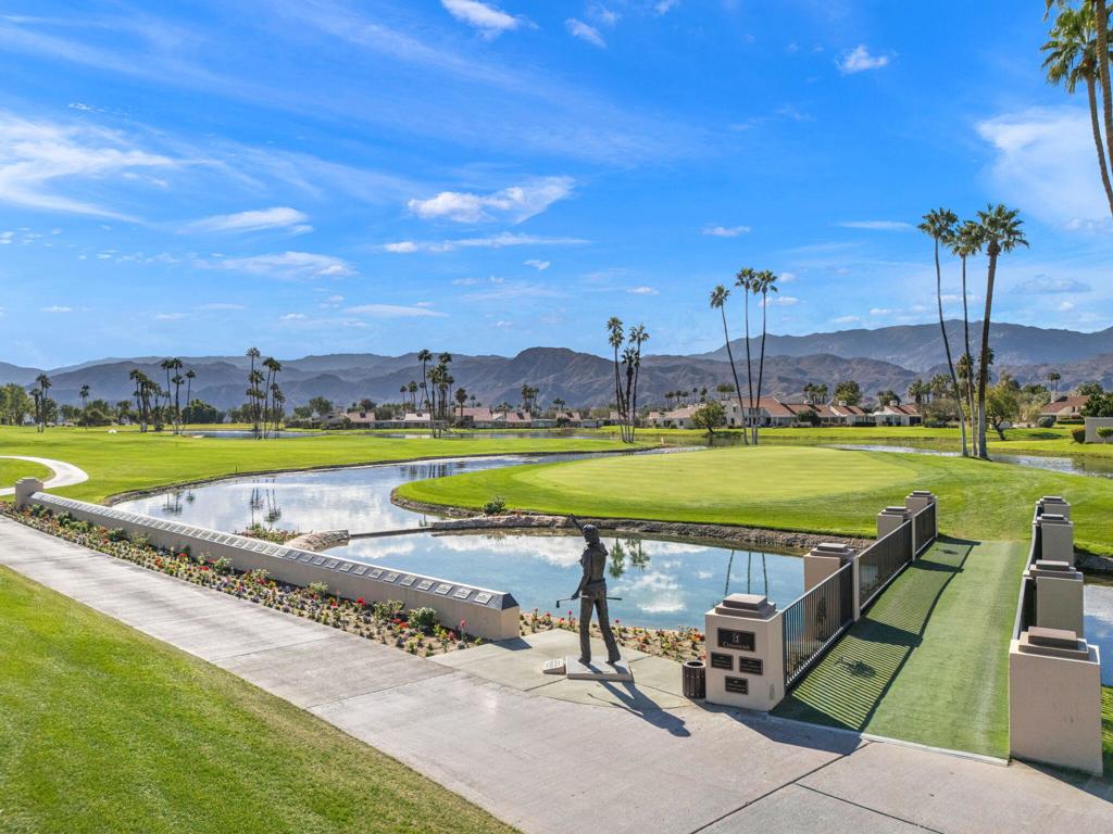 925 Inverness Drive