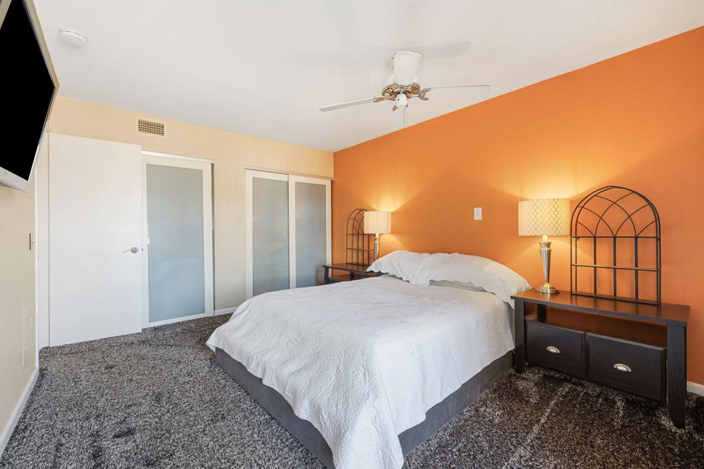 1552 S Camino Real 333