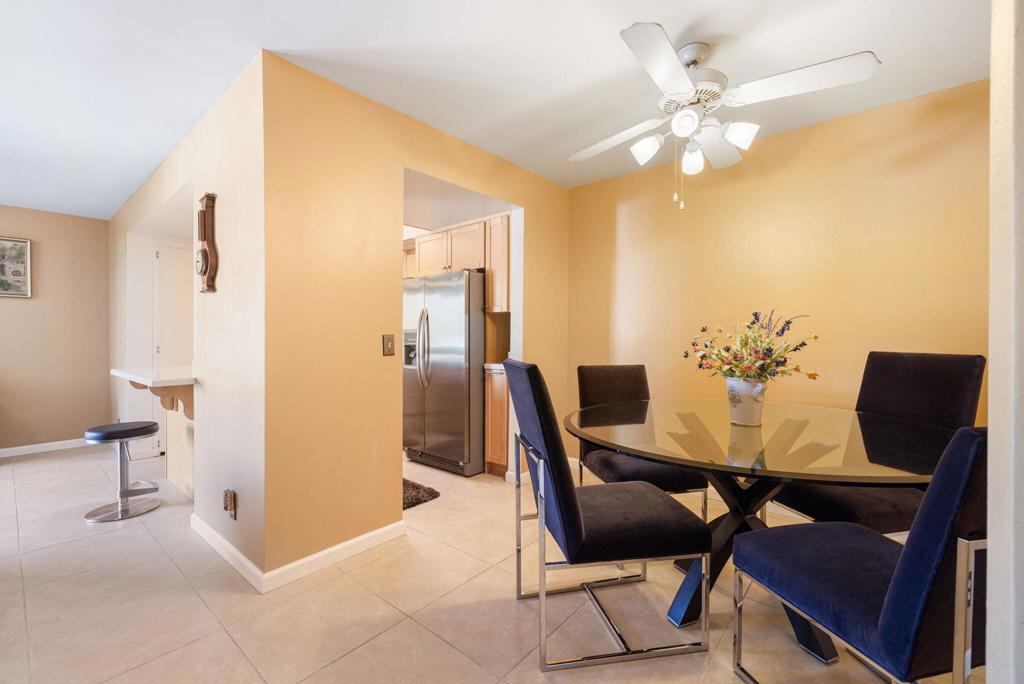 1552 S Camino Real 333
