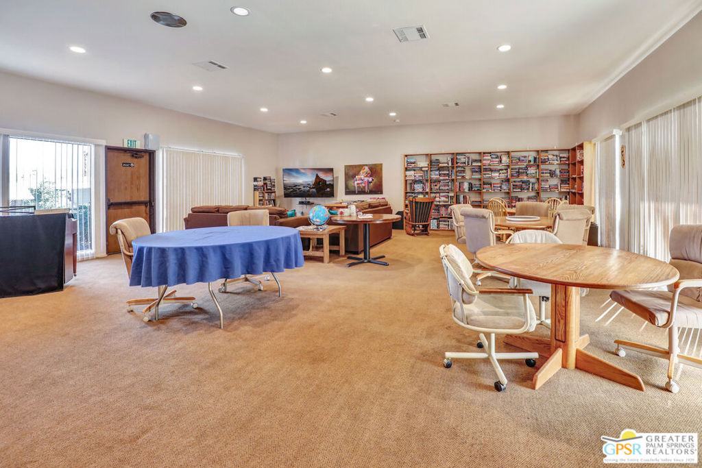 69333 E Palm Canyon Drive 85