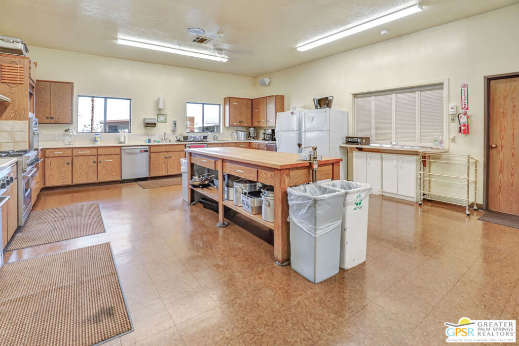 69333 E Palm Canyon Drive 85