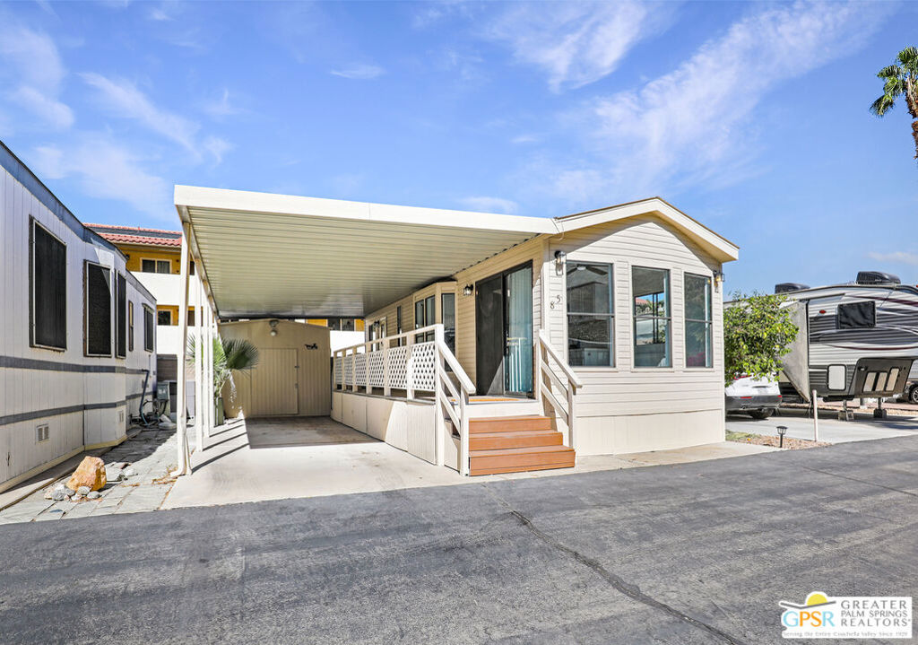 69333 E Palm Canyon Drive 85