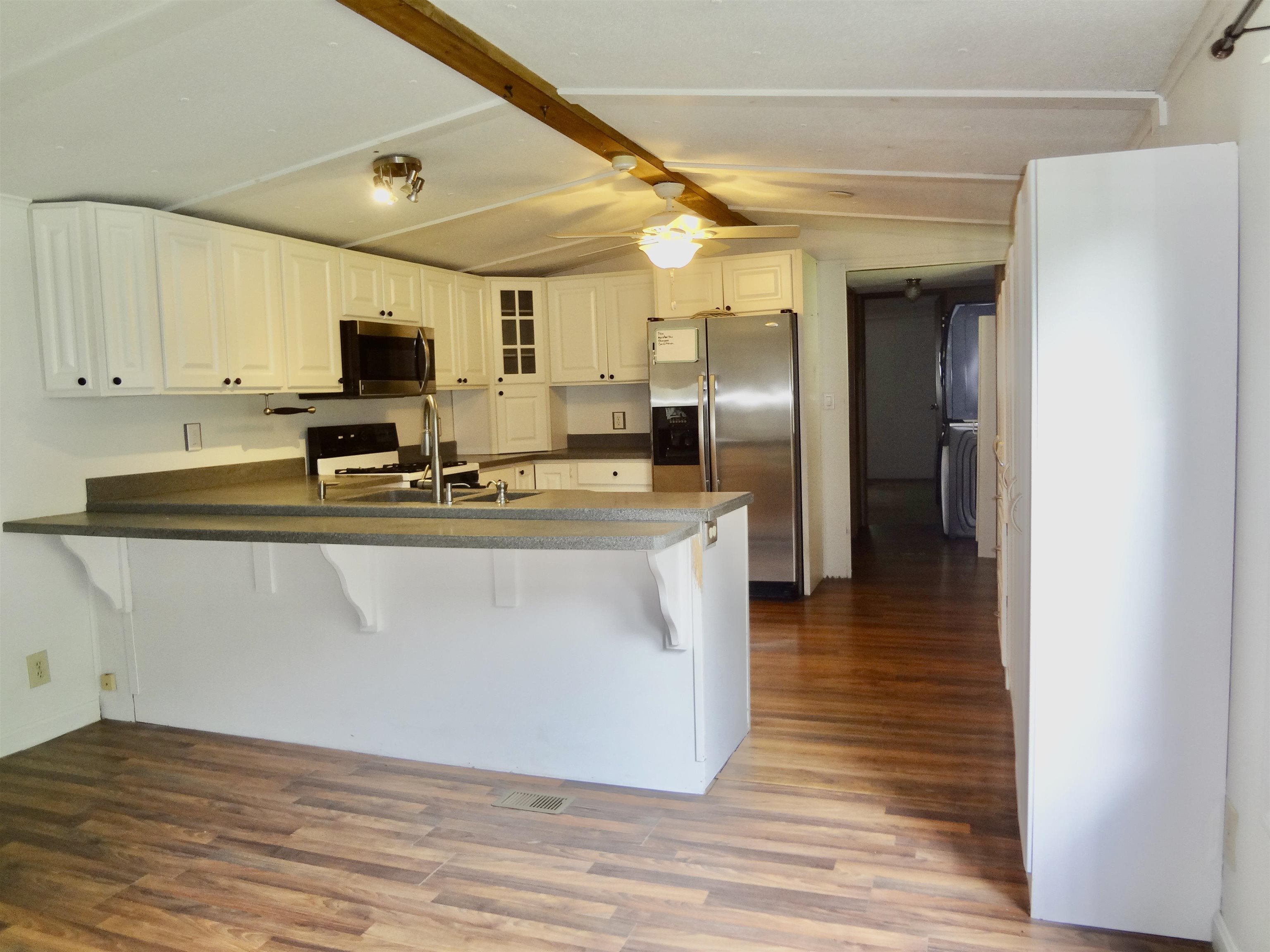344 Old Lake Shore Road Unit: 14