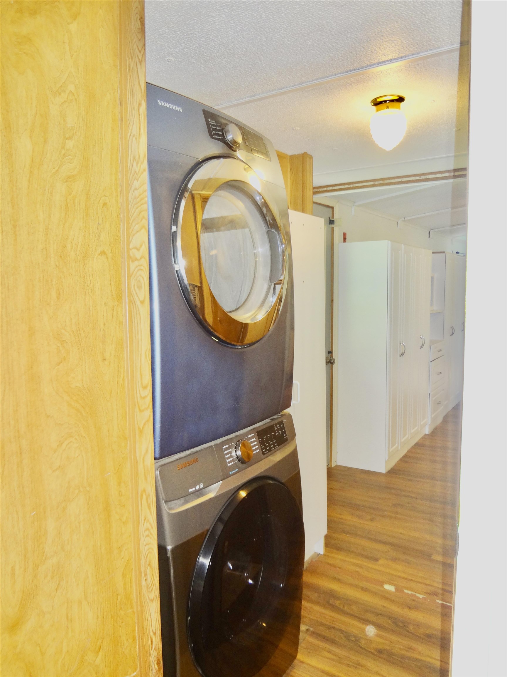 344 Old Lake Shore Road Unit: 14