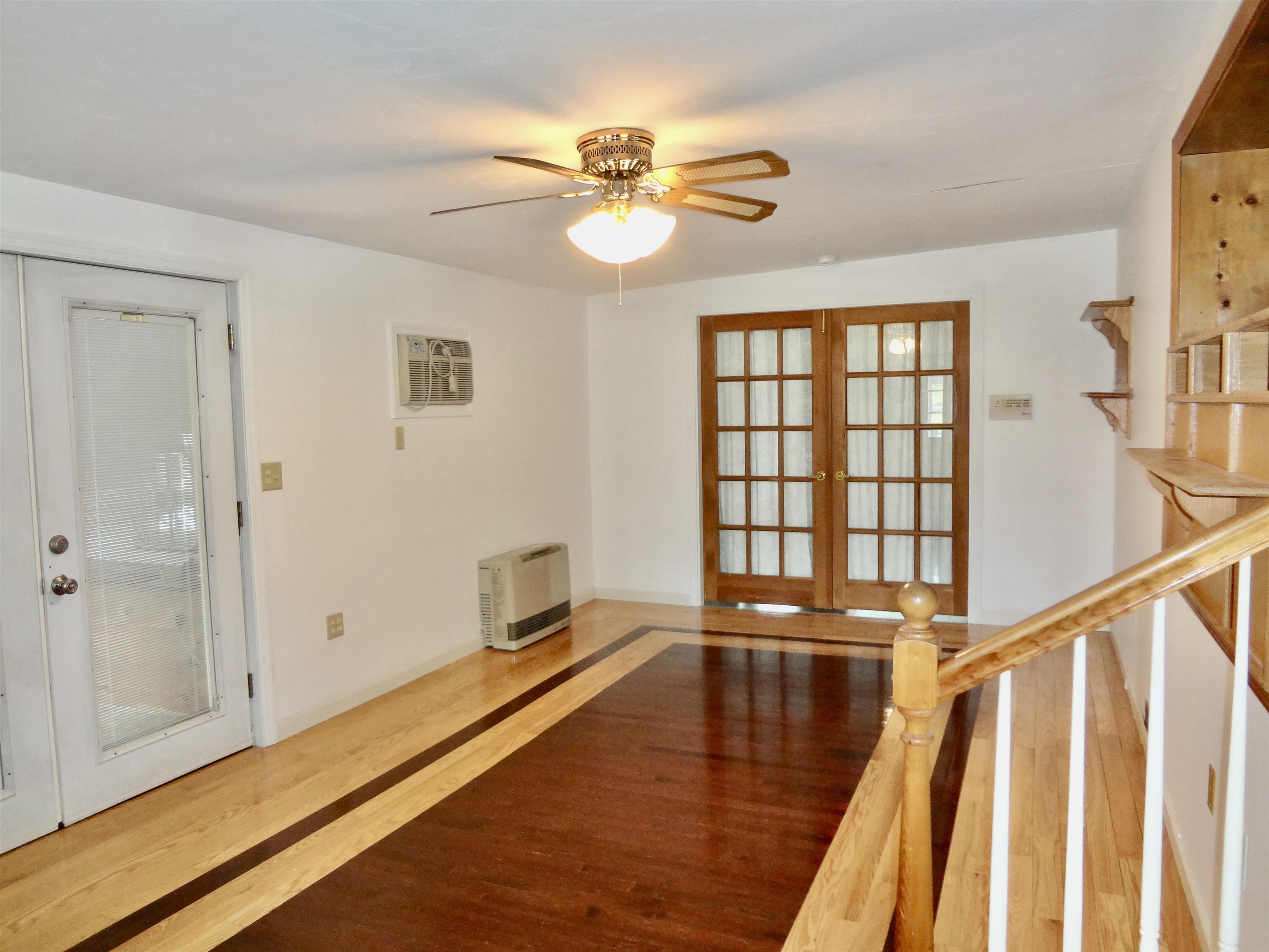344 Old Lake Shore Road Unit: 14
