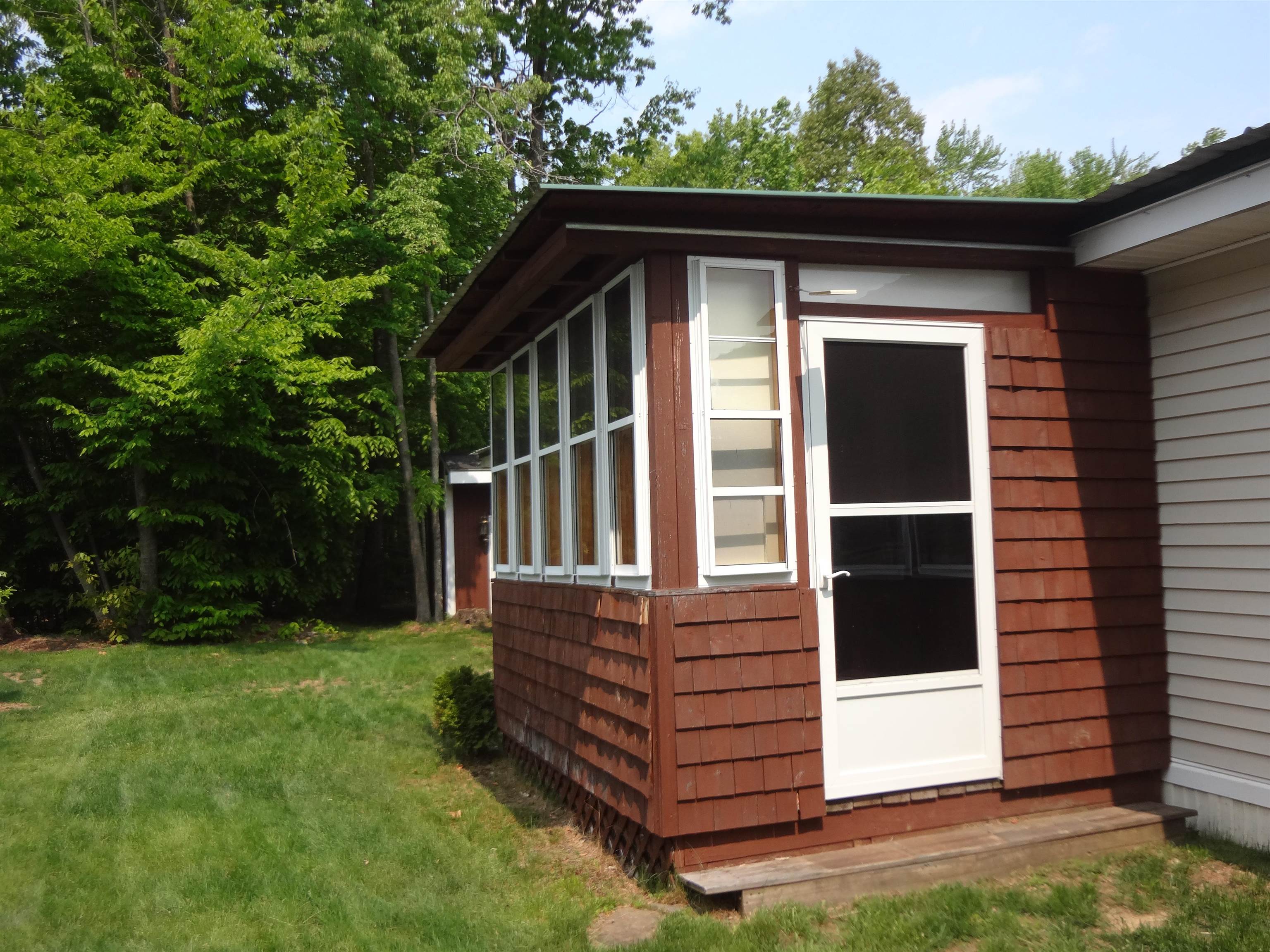 344 Old Lake Shore Road Unit: 14