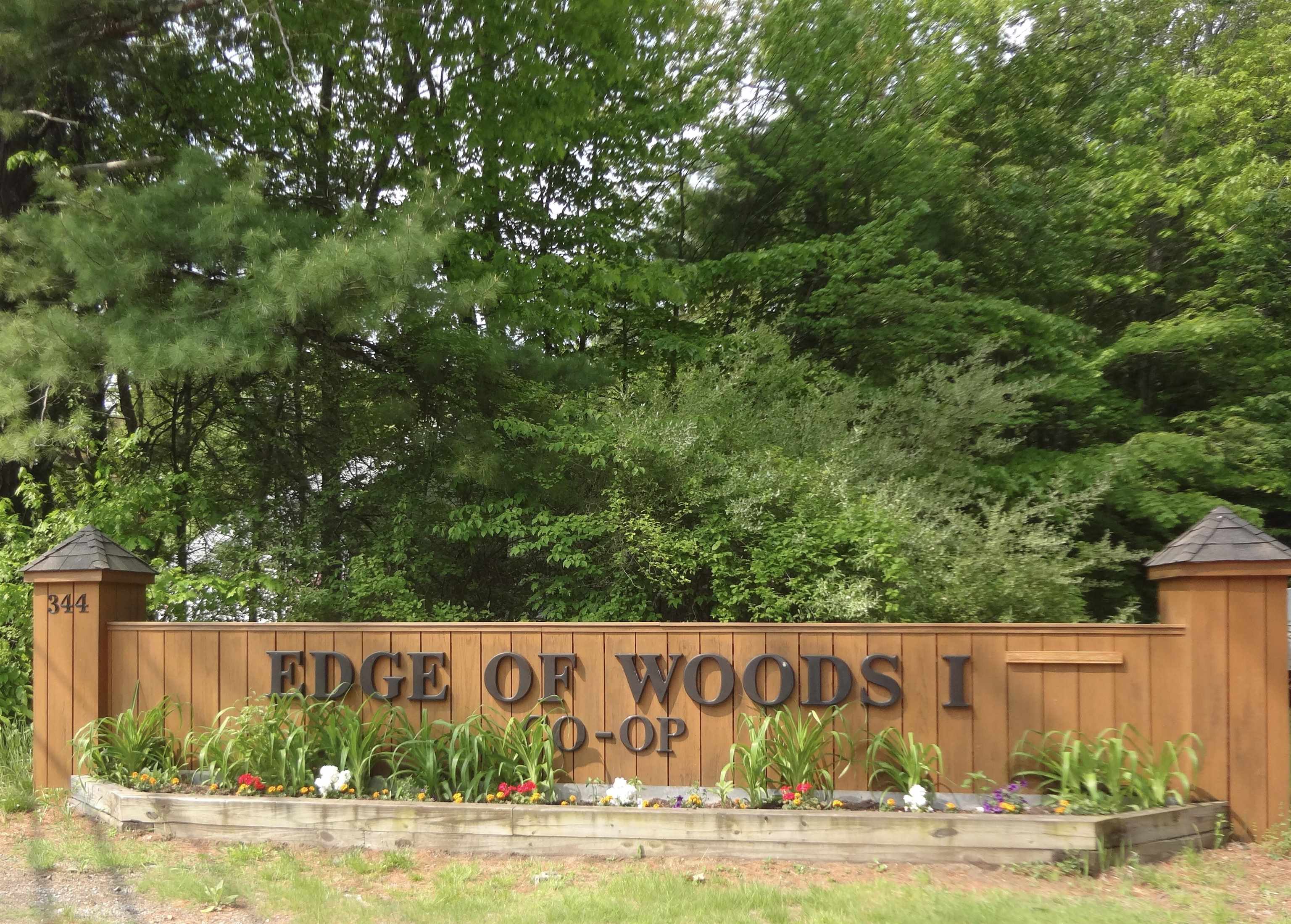 344 Old Lake Shore Road Unit: 14