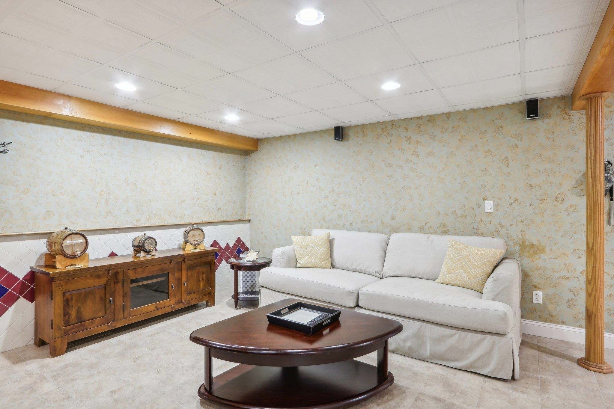 118 Emerald Drive