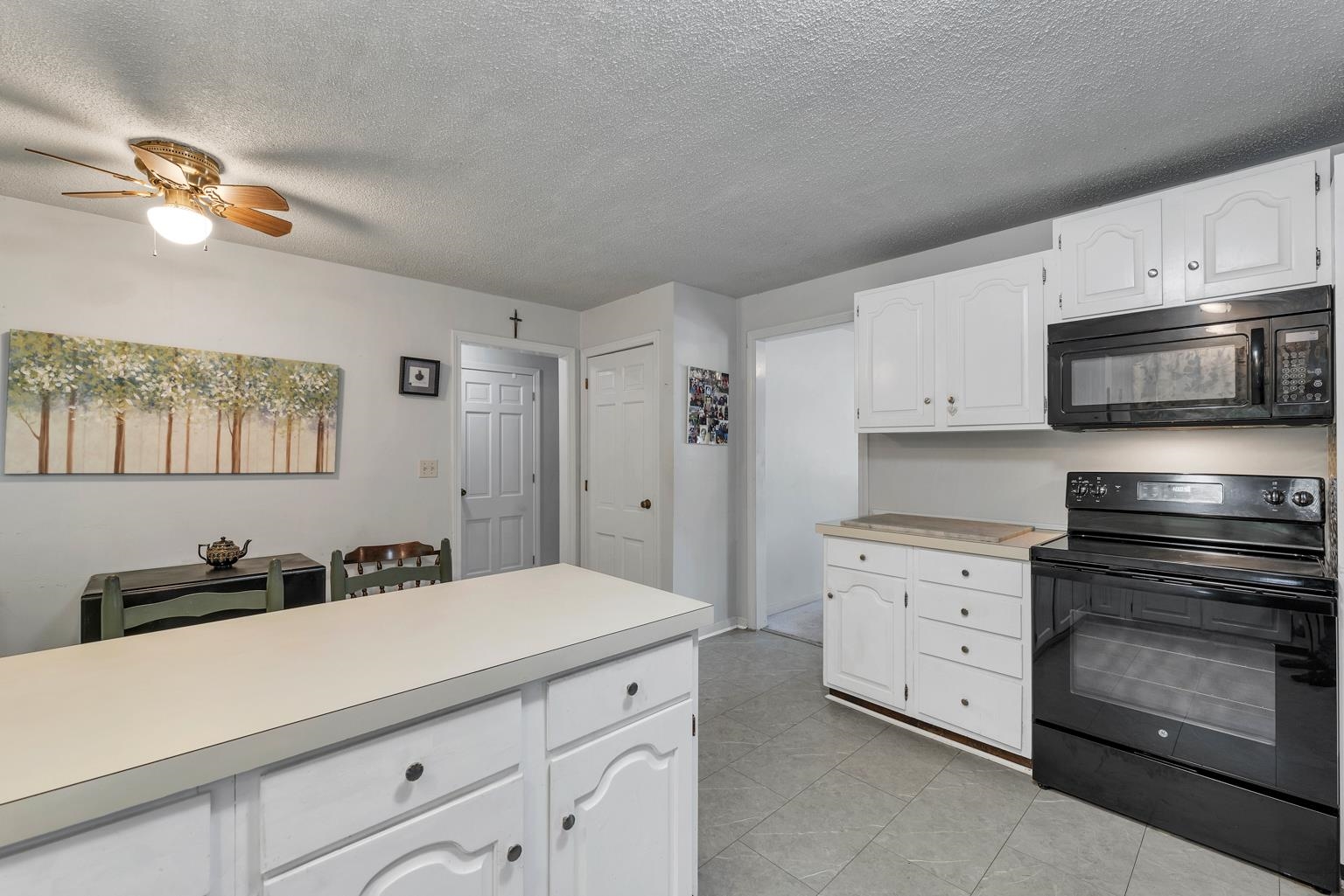 285 Shore Drive