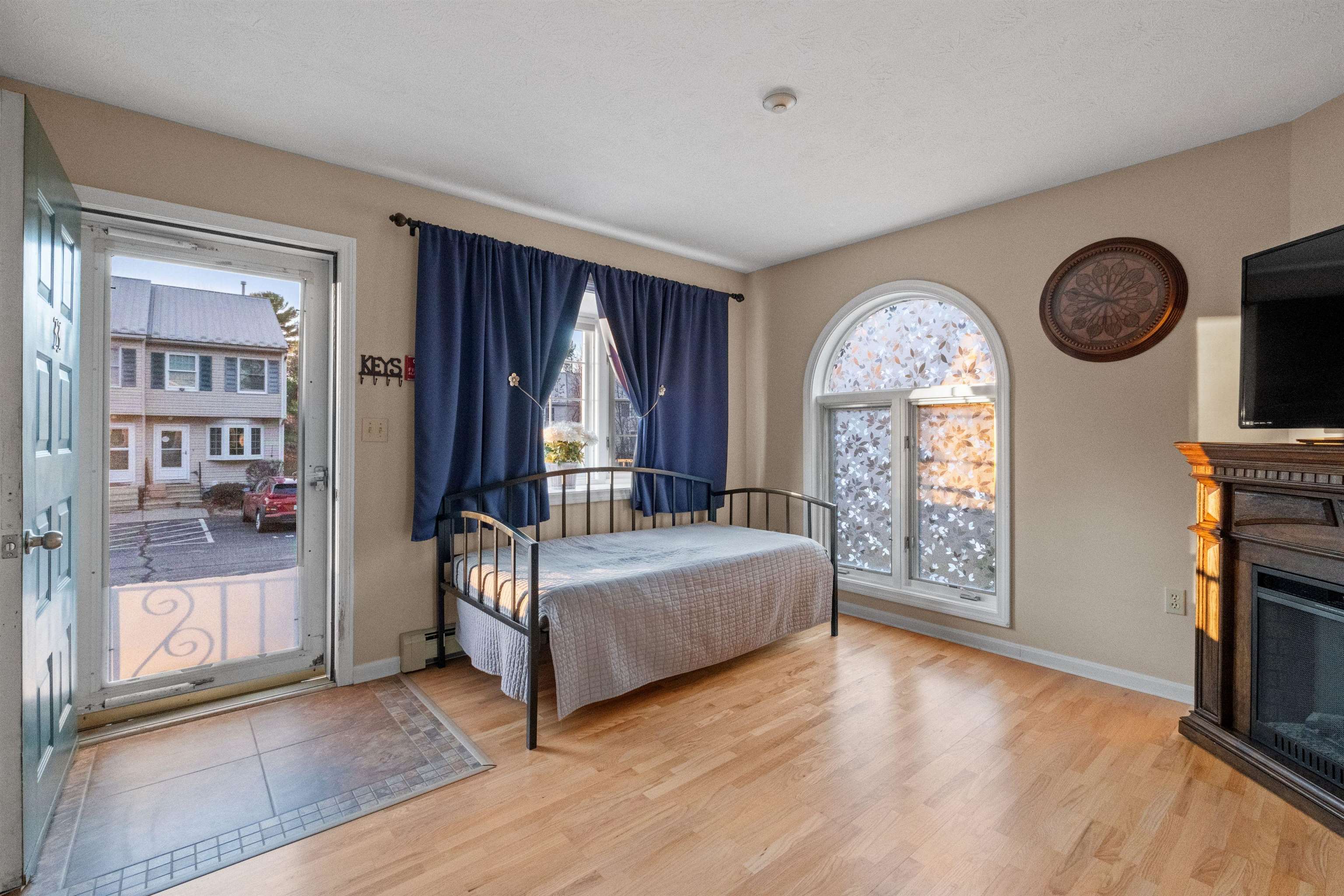 266 Endicott N Street Unit: 33