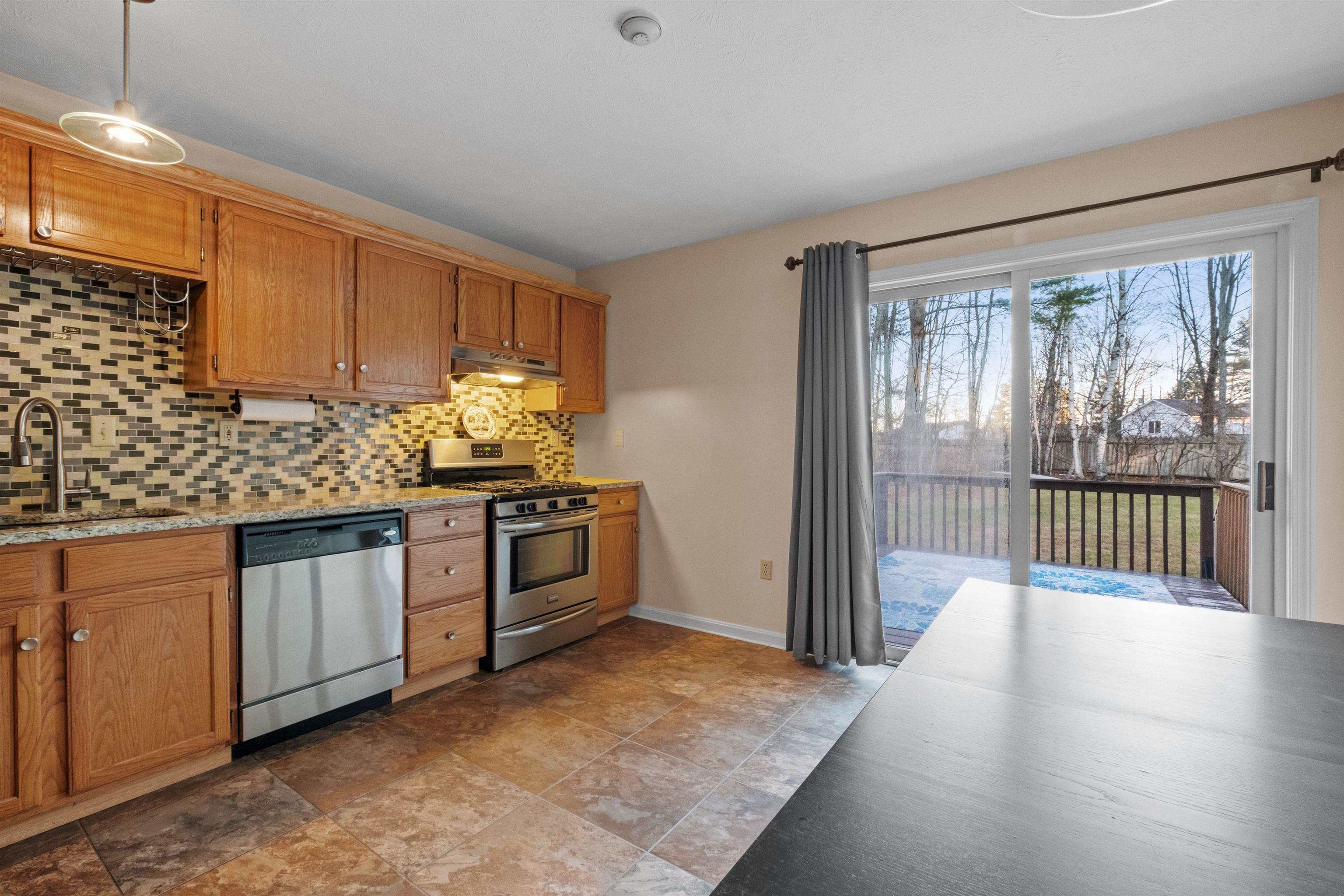 266 Endicott N Street Unit: 33