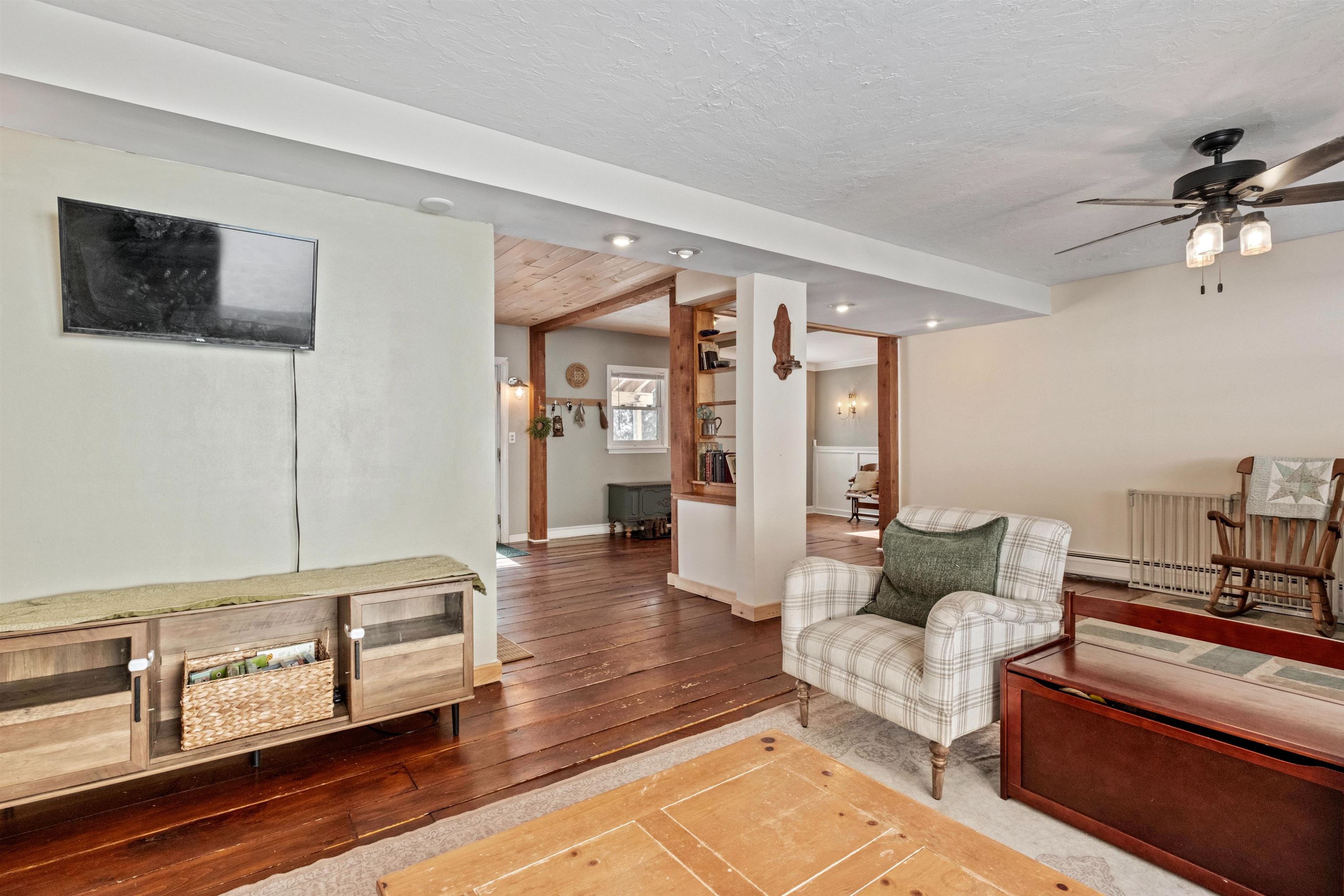 112 Town House Road