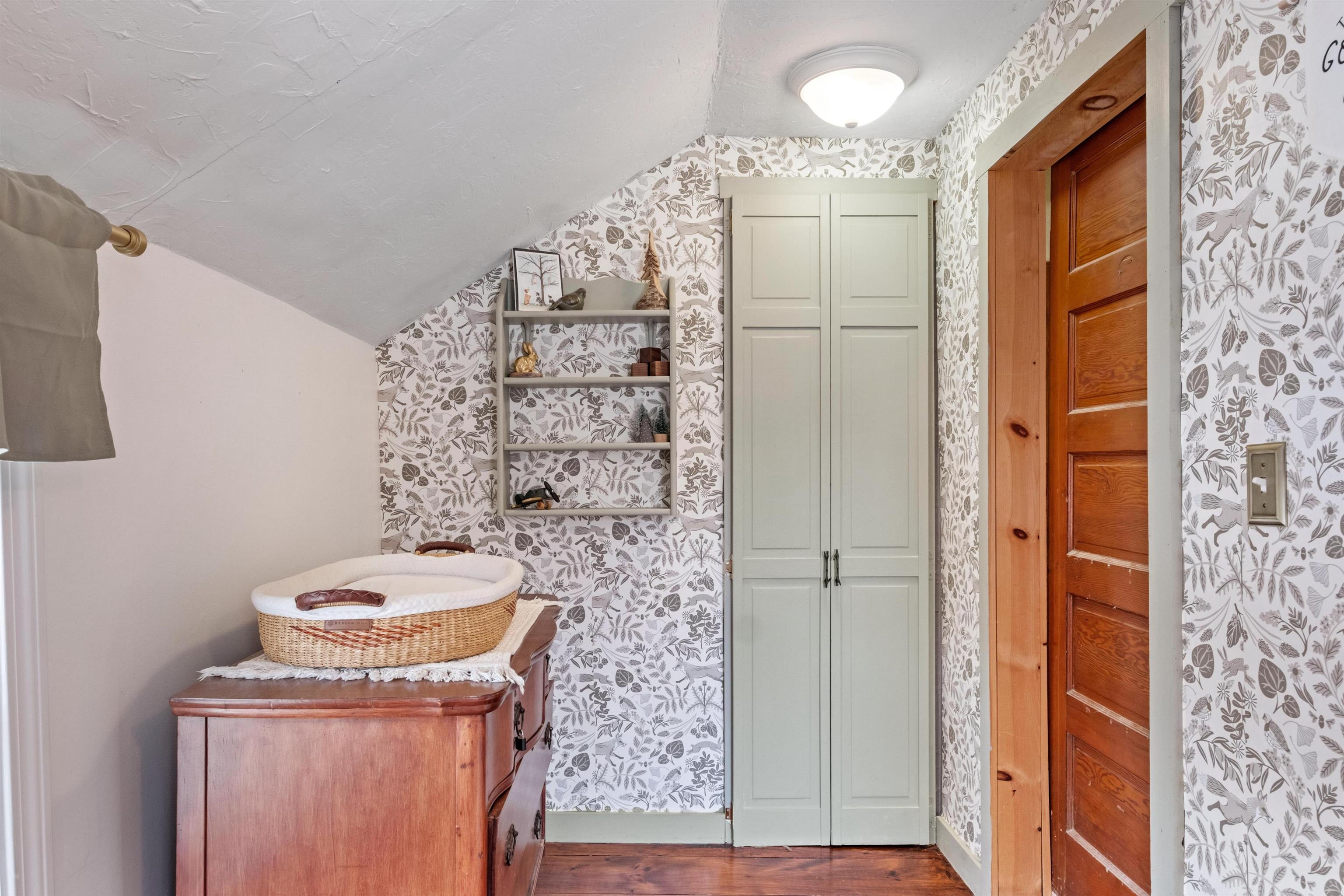 112 Town House Road