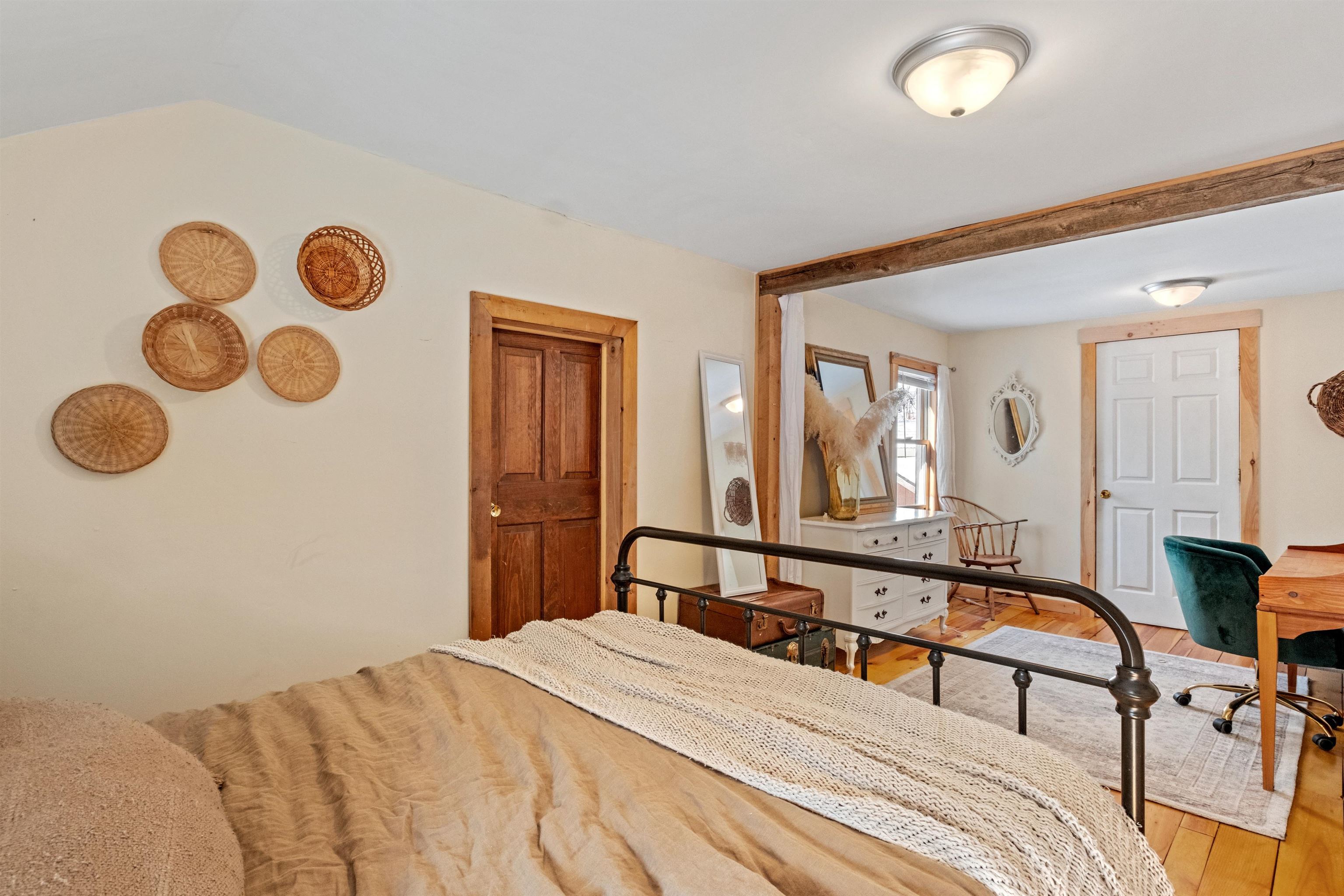 112 Town House Road