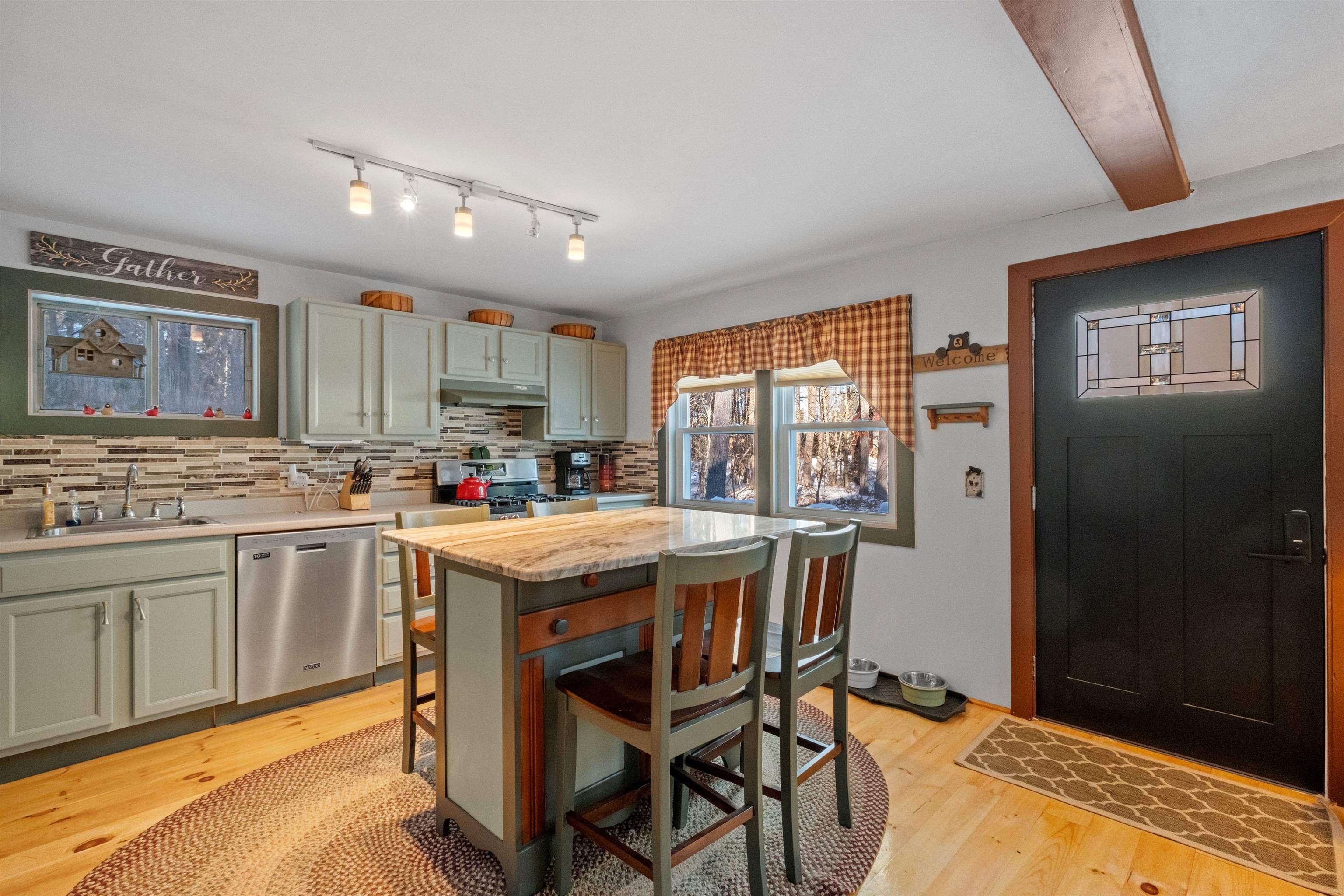 320 Maple Road