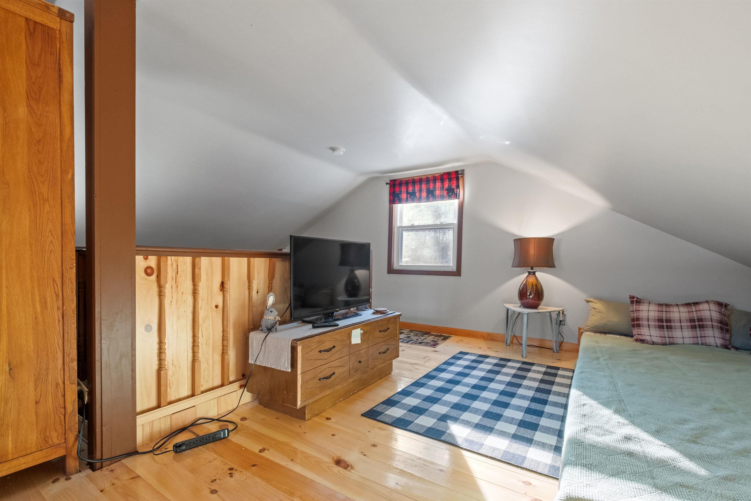 320 Maple Road
