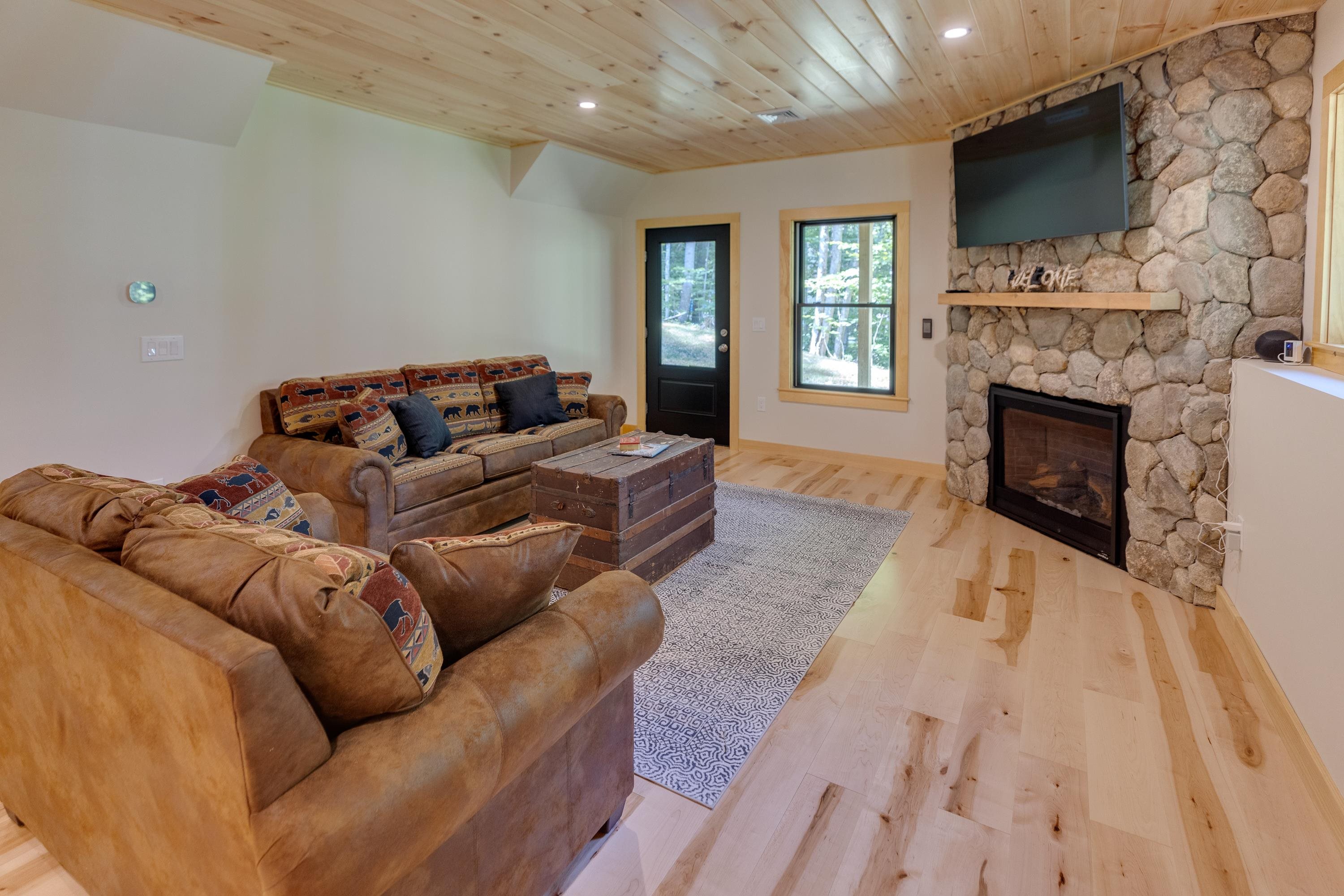46 Summit Drive