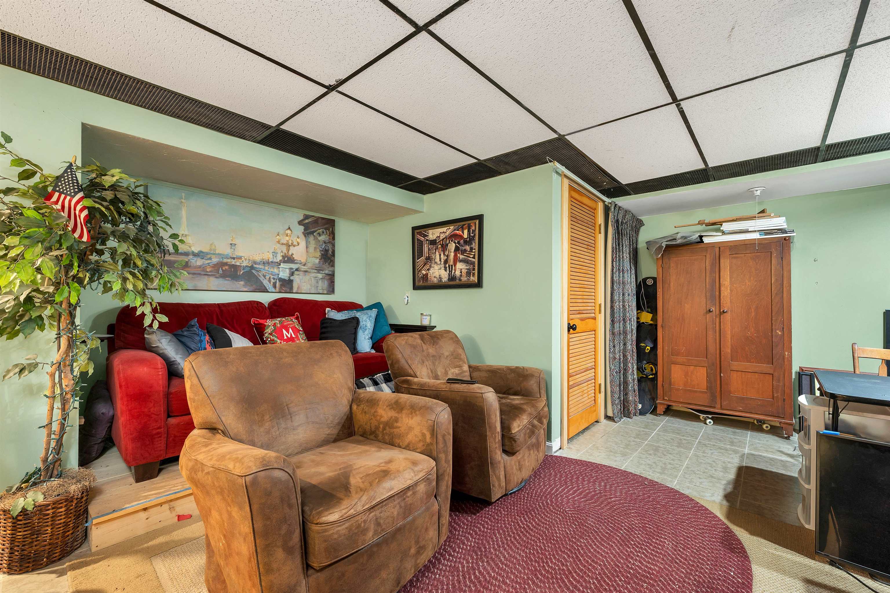 2 Hillrise Lane