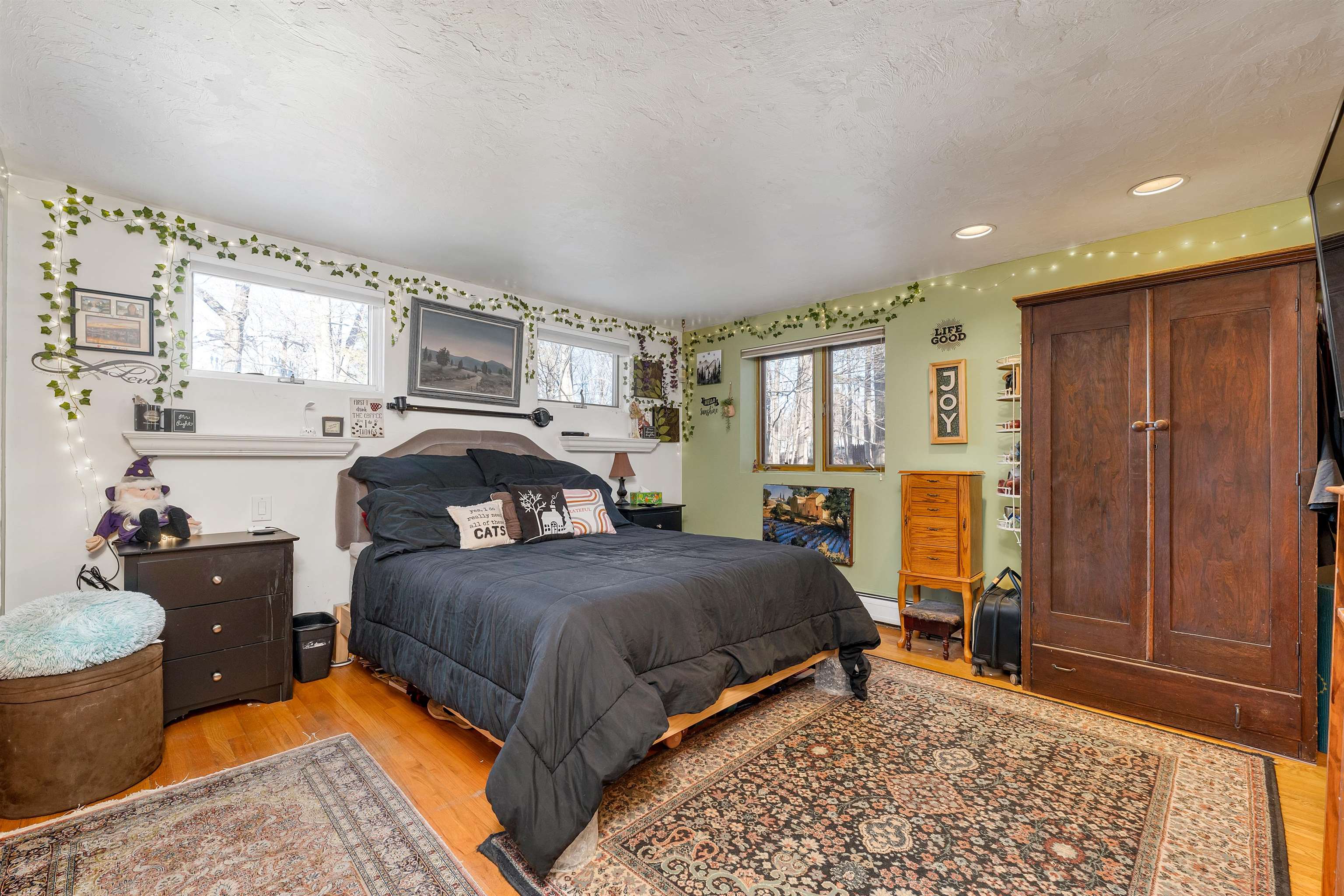 2 Hillrise Lane