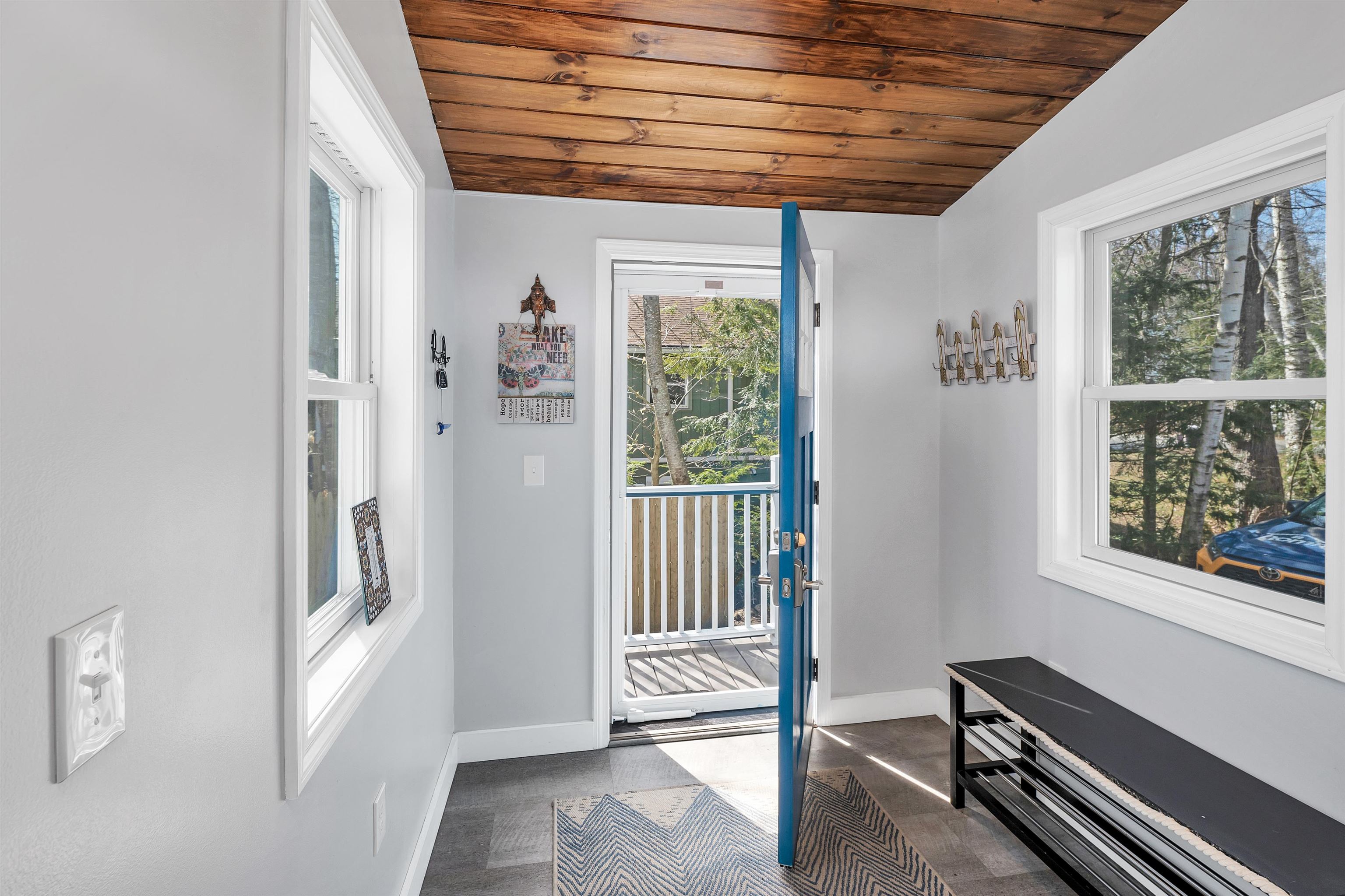 269 Camelot Shore Drive