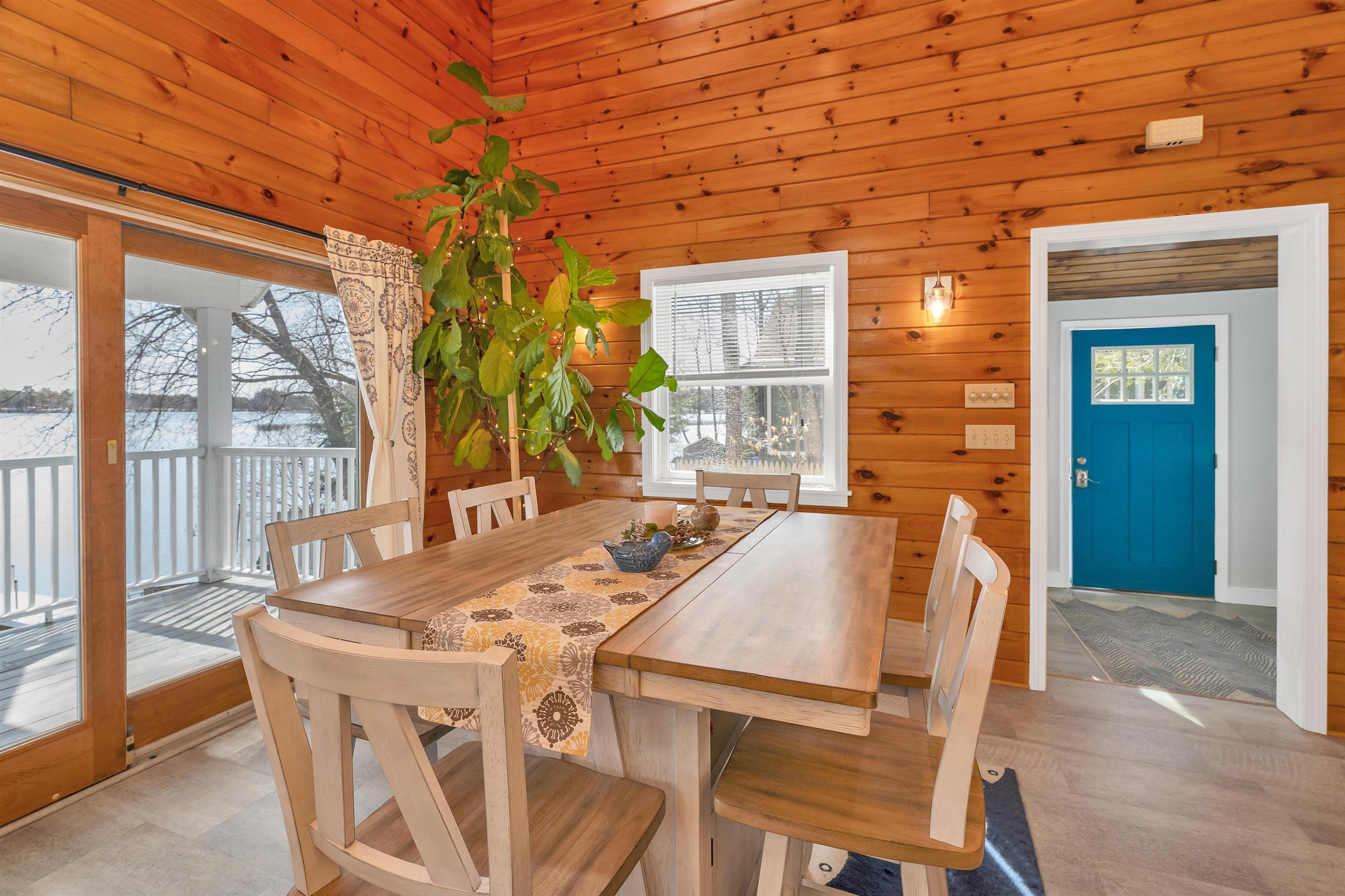 269 Camelot Shore Drive