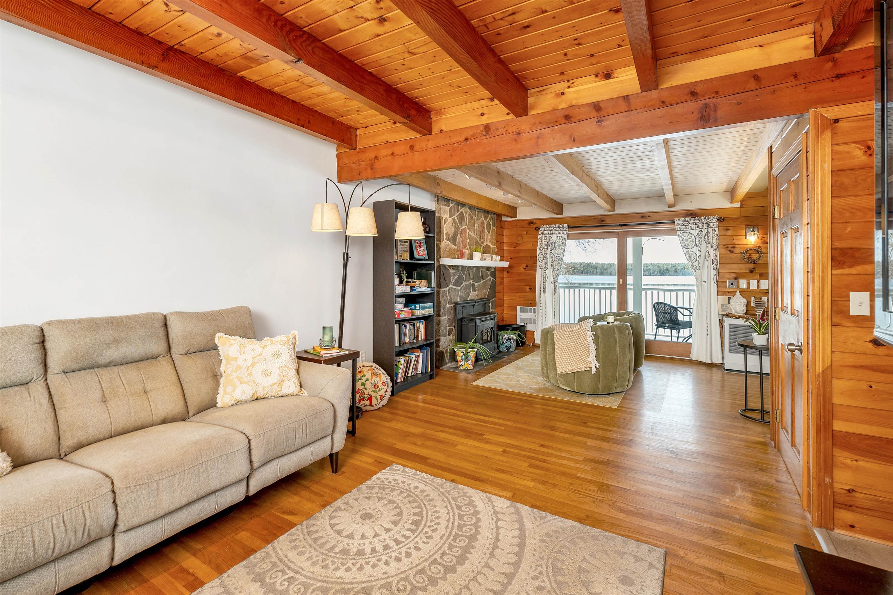 269 Camelot Shore Drive