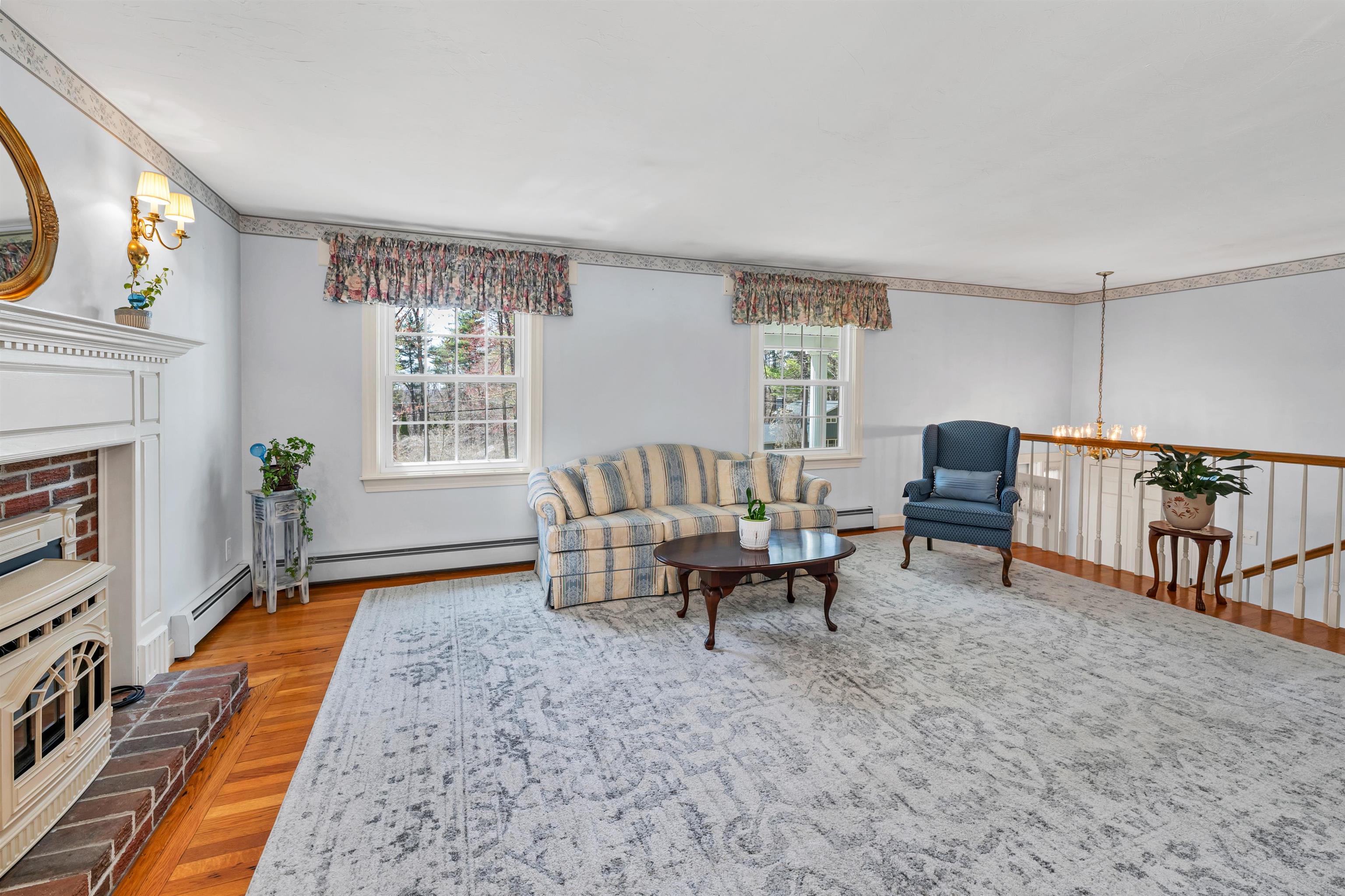 10 Mockingbird Hill Road