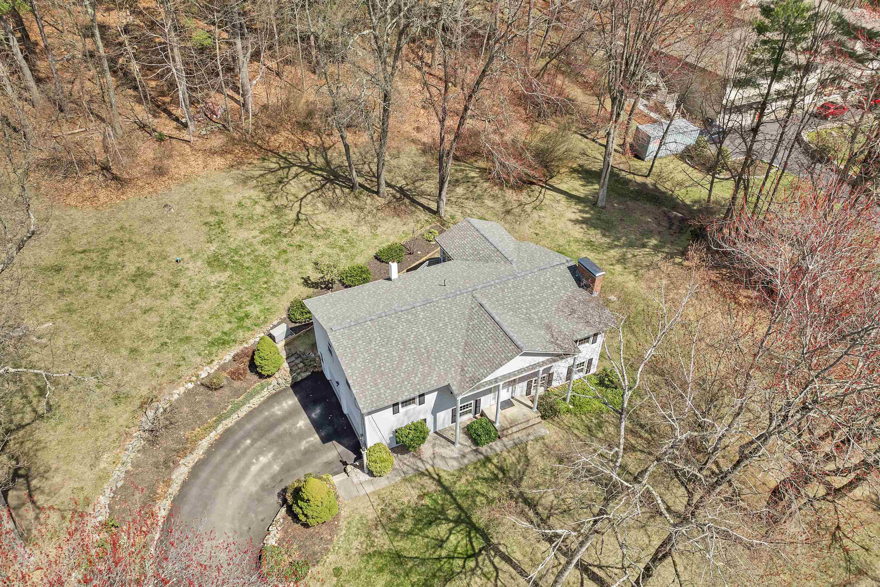 10 Mockingbird Hill Road
