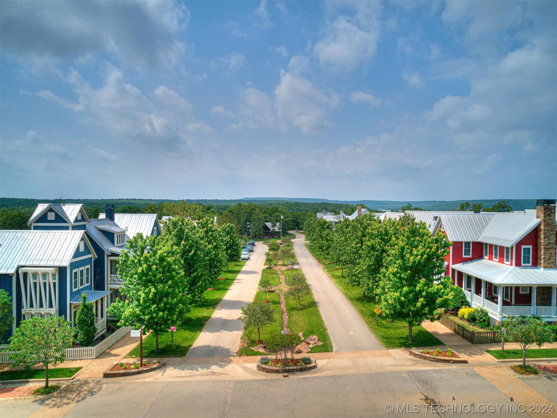 48 Redbud Street