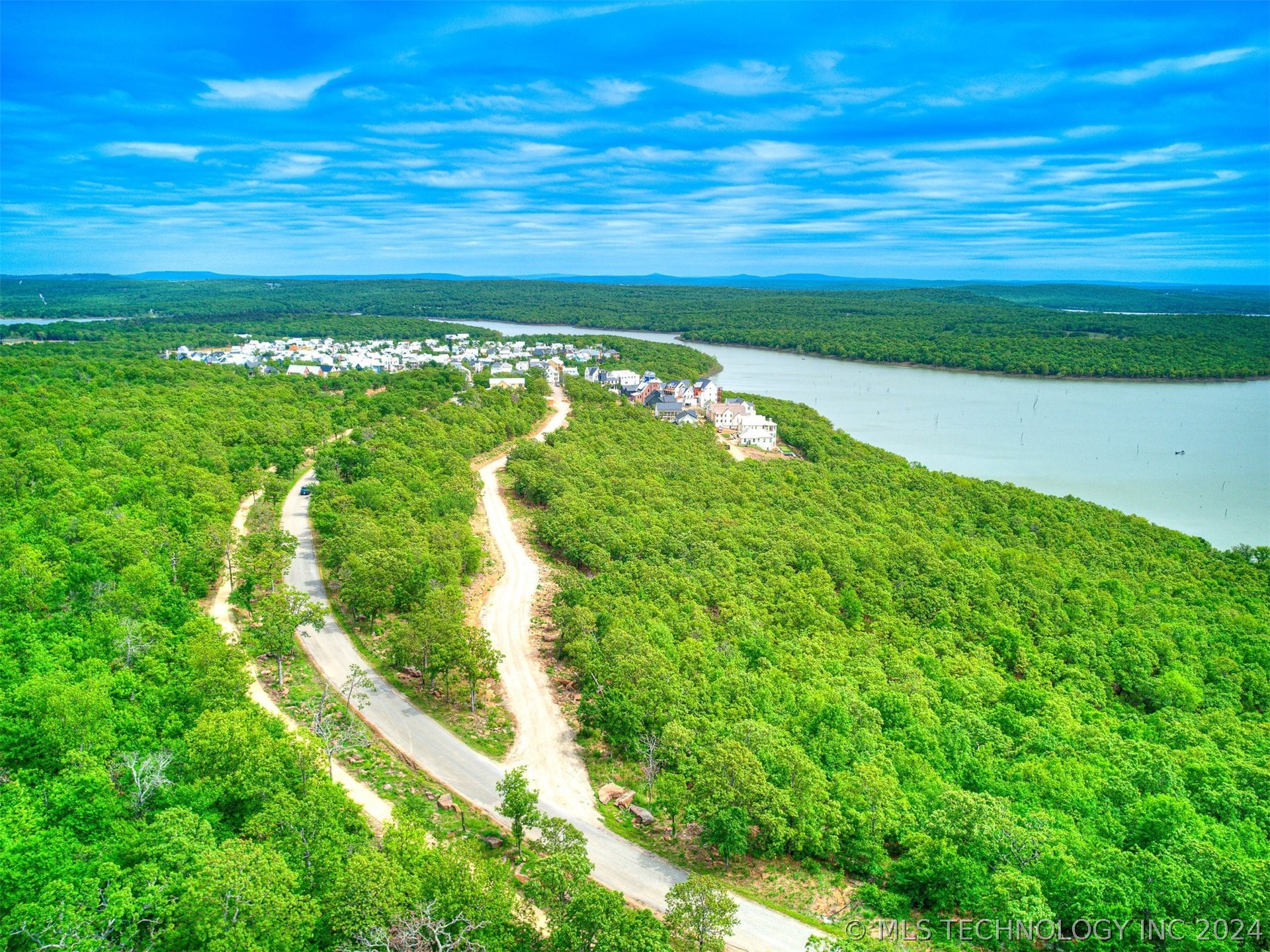 100 Ridgeline Drive