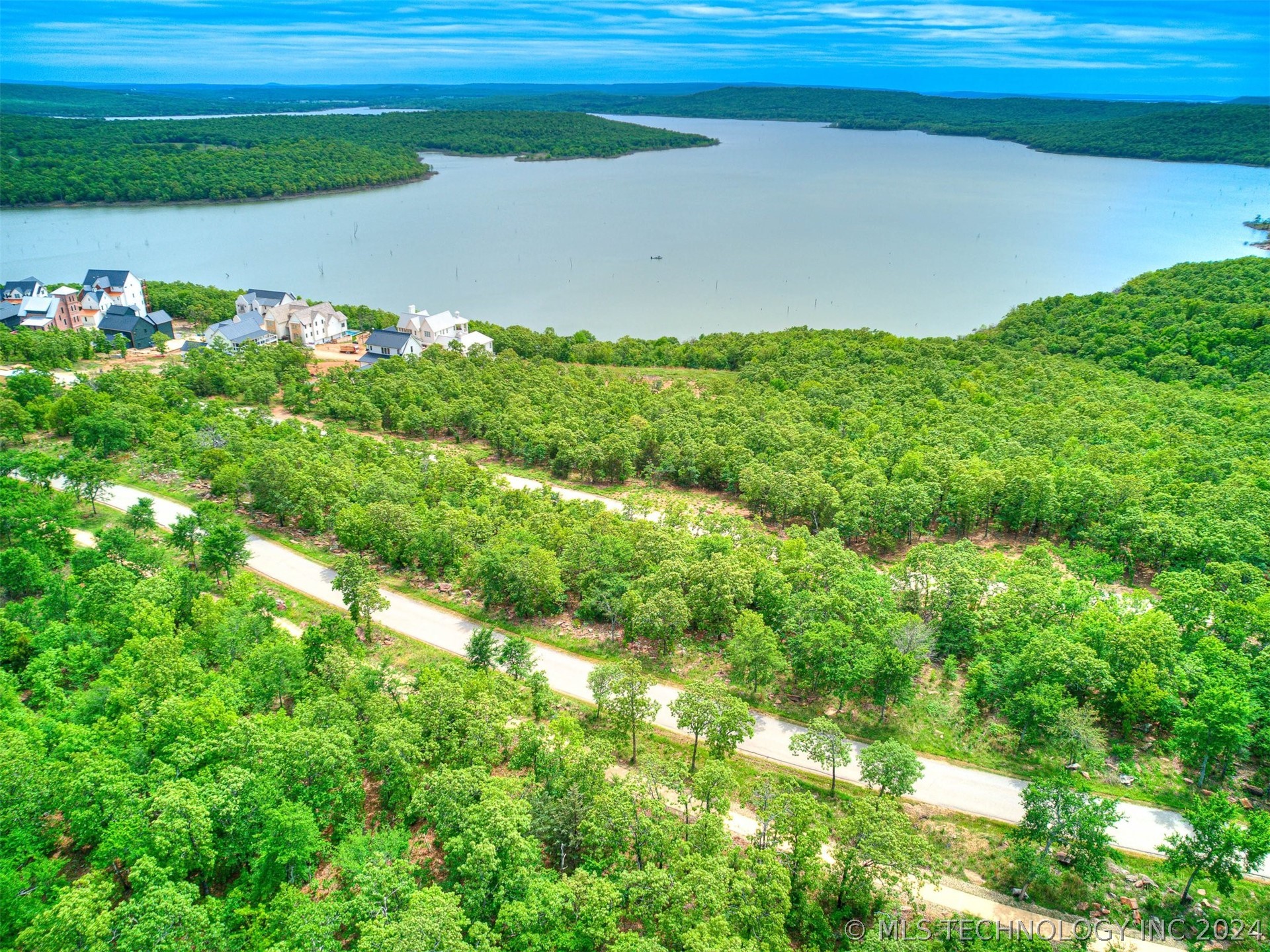 100 Ridgeline Drive