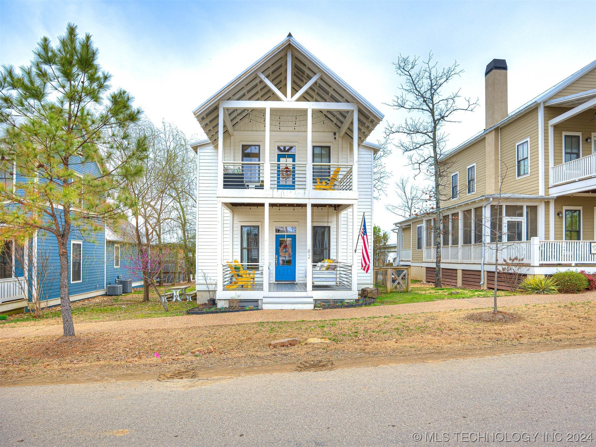 82 Lower Greenway