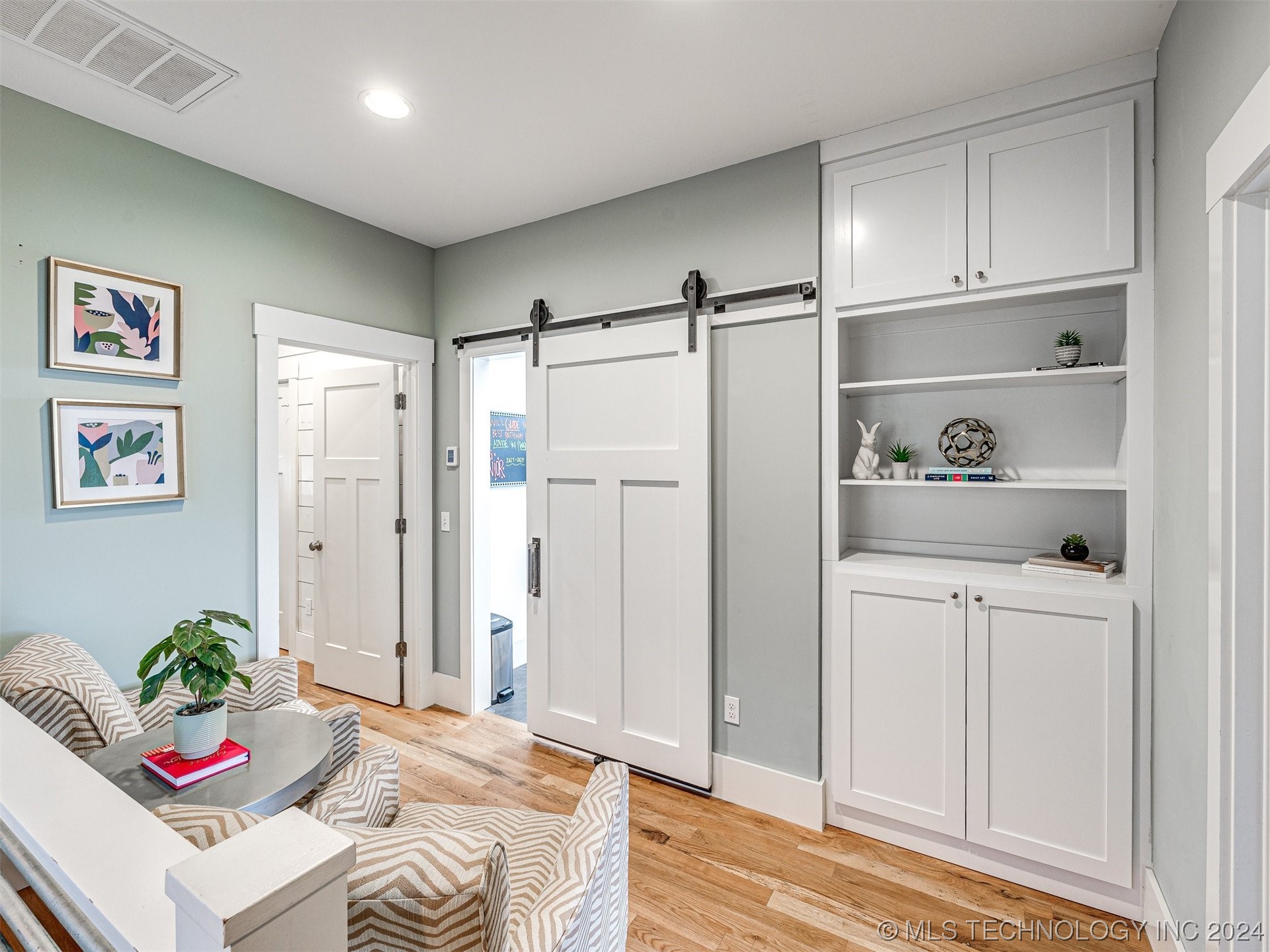 82 Lower Greenway