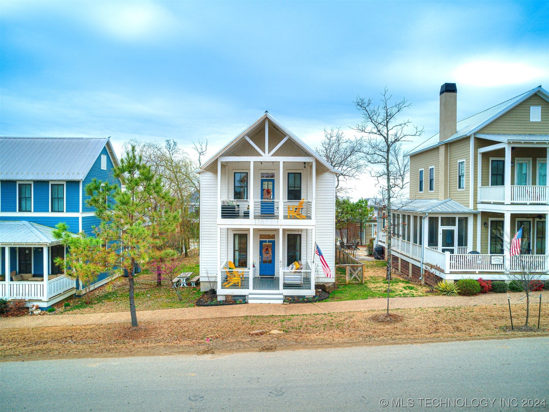 82 Lower Greenway