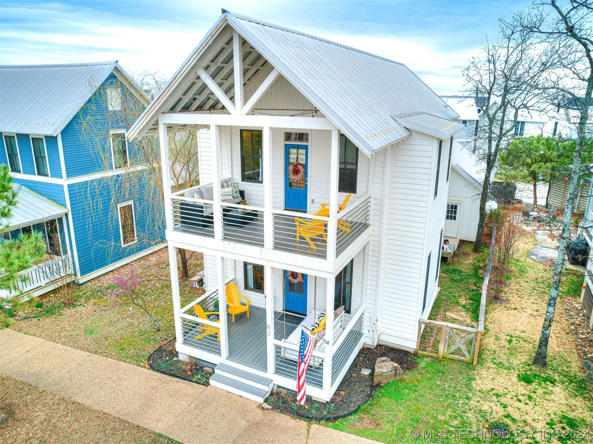 82 Lower Greenway