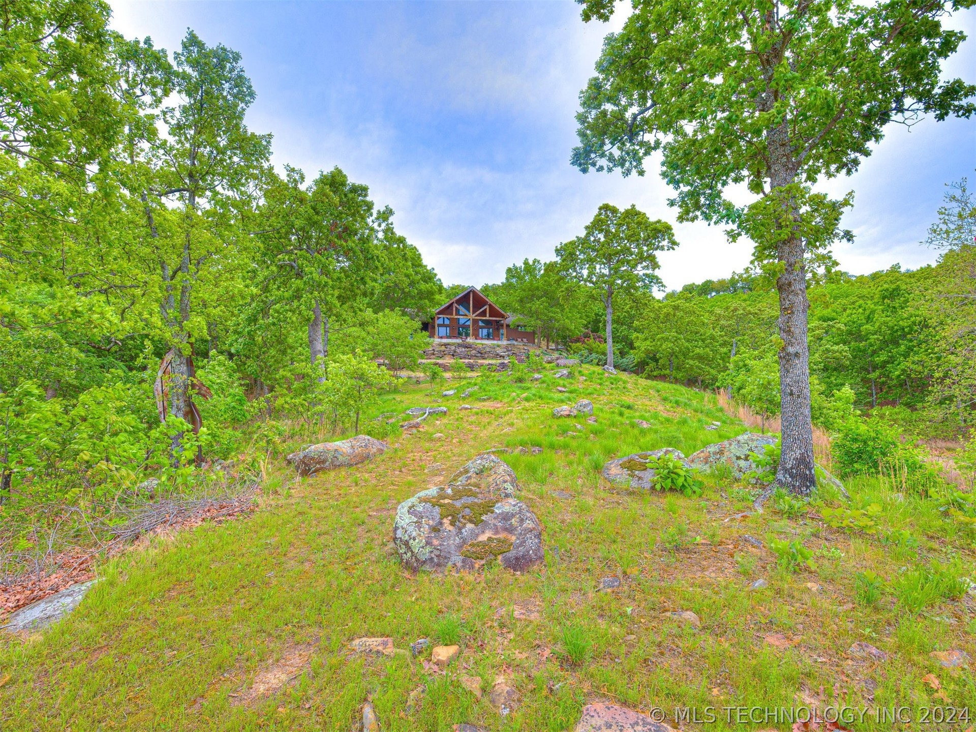 1807 Rose Lane