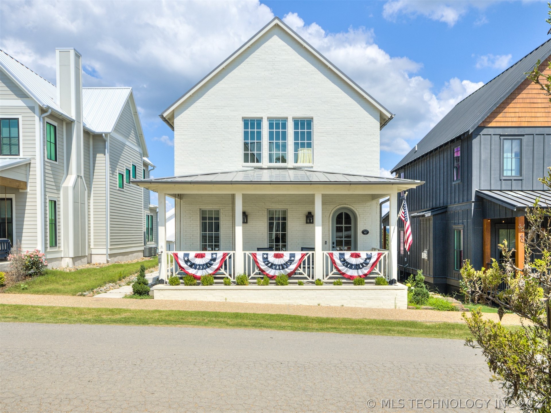 42 Ramble Along Road