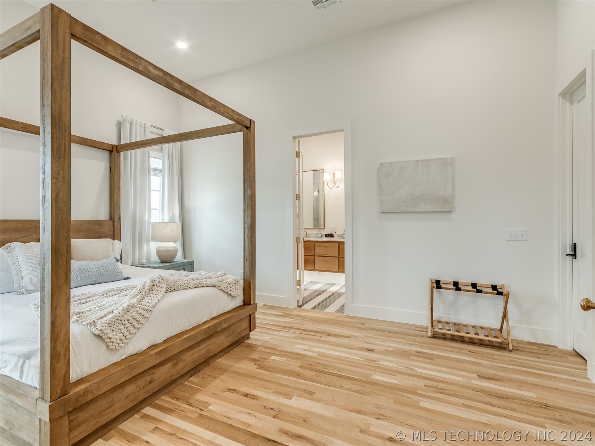 42 Ramble Along Road