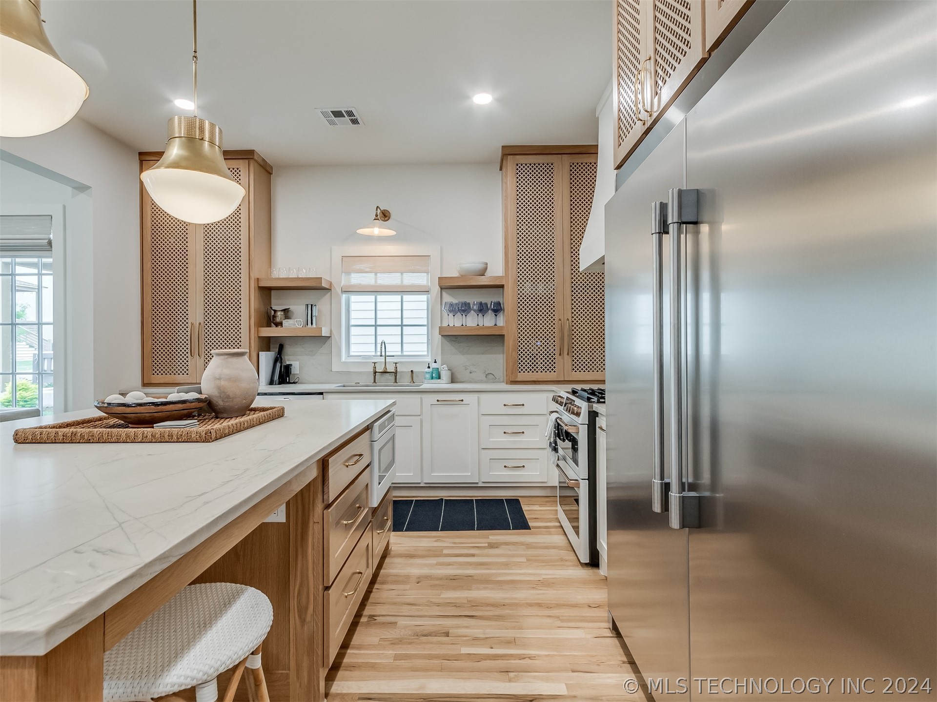 42 Ramble Along Road