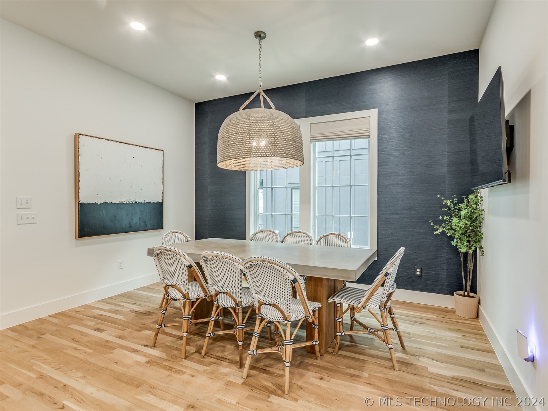 42 Ramble Along Road