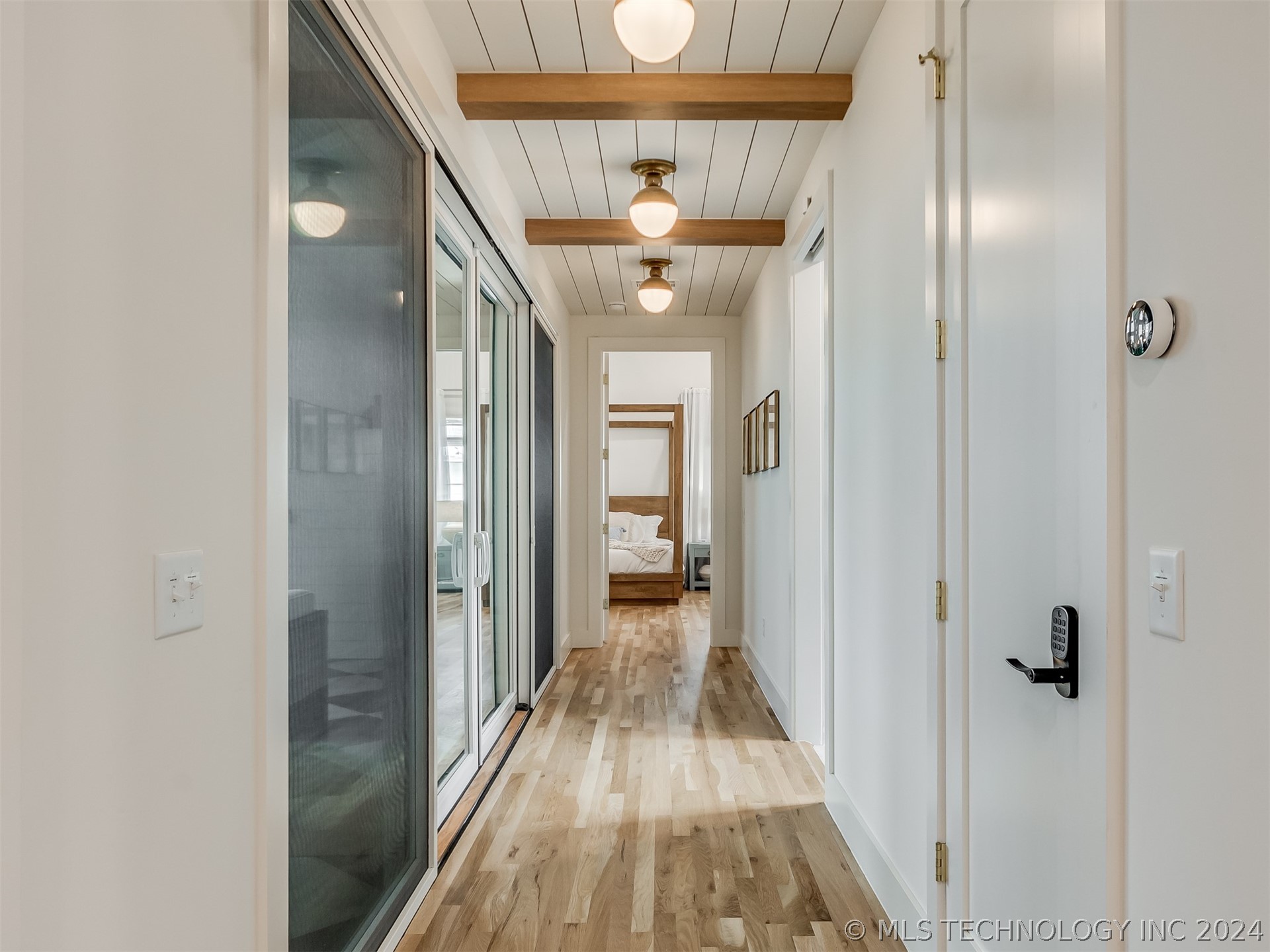 42 Ramble Along Road