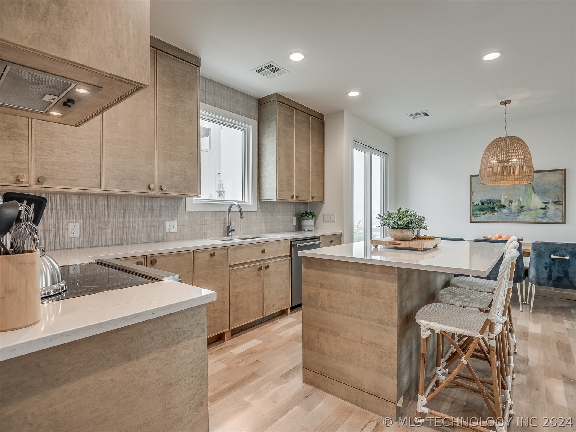 51 Lower Greenway B