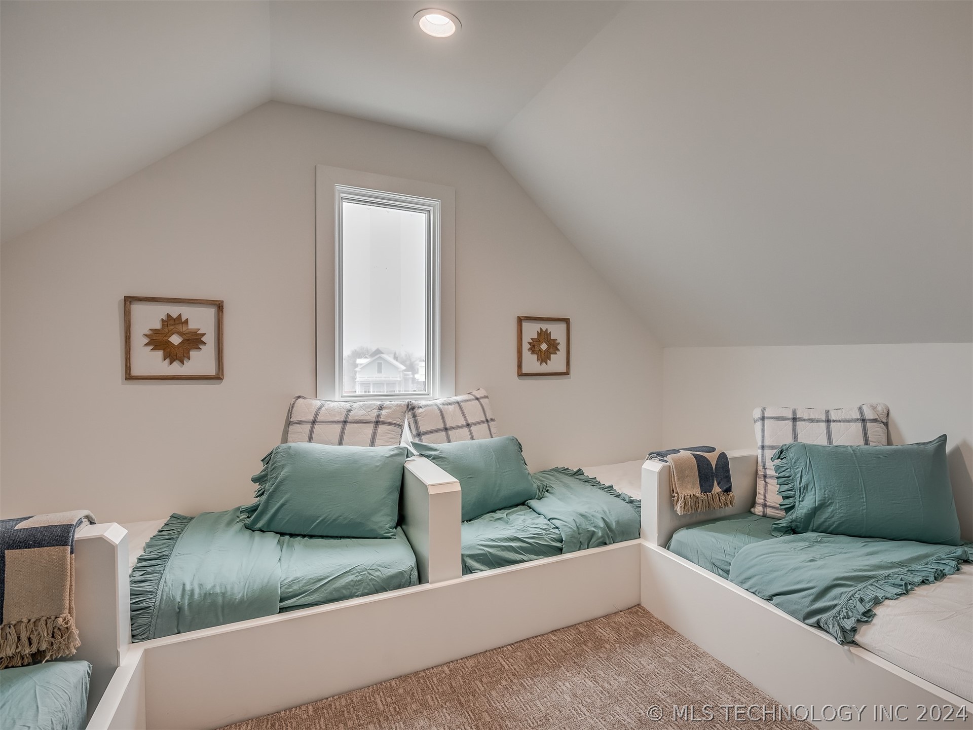 51 Lower Greenway B
