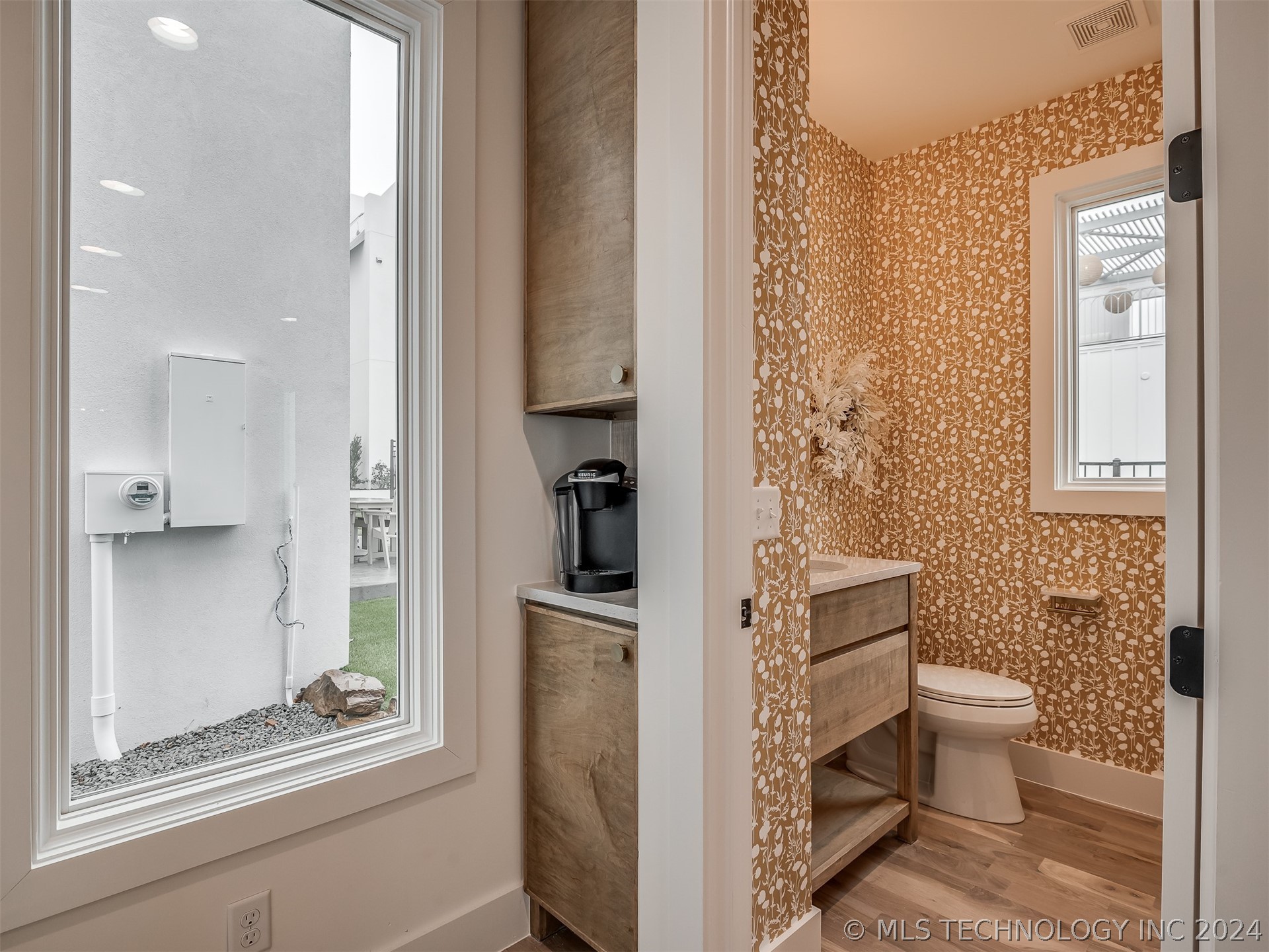 51 Lower Greenway B