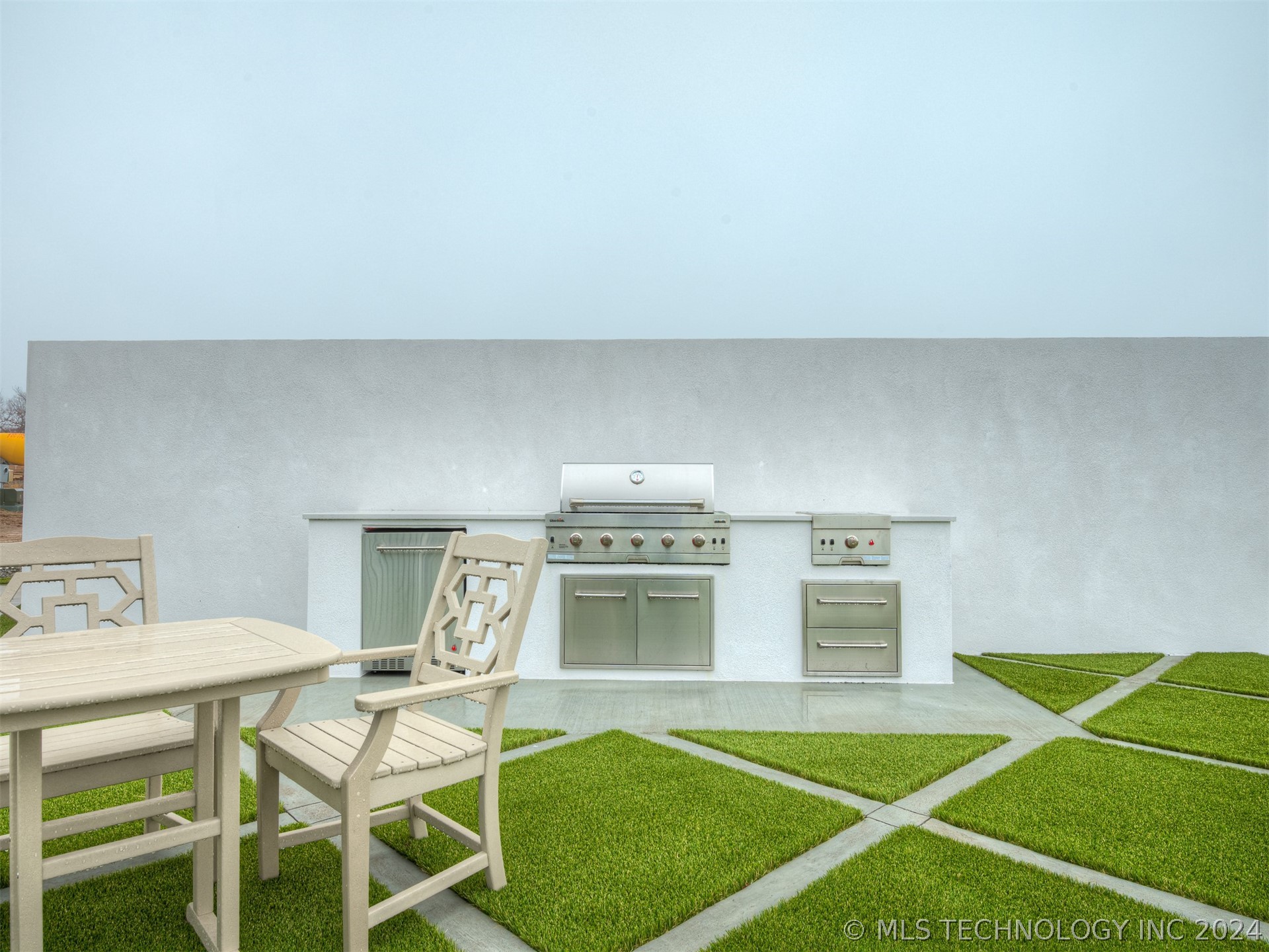 51 Lower Greenway B