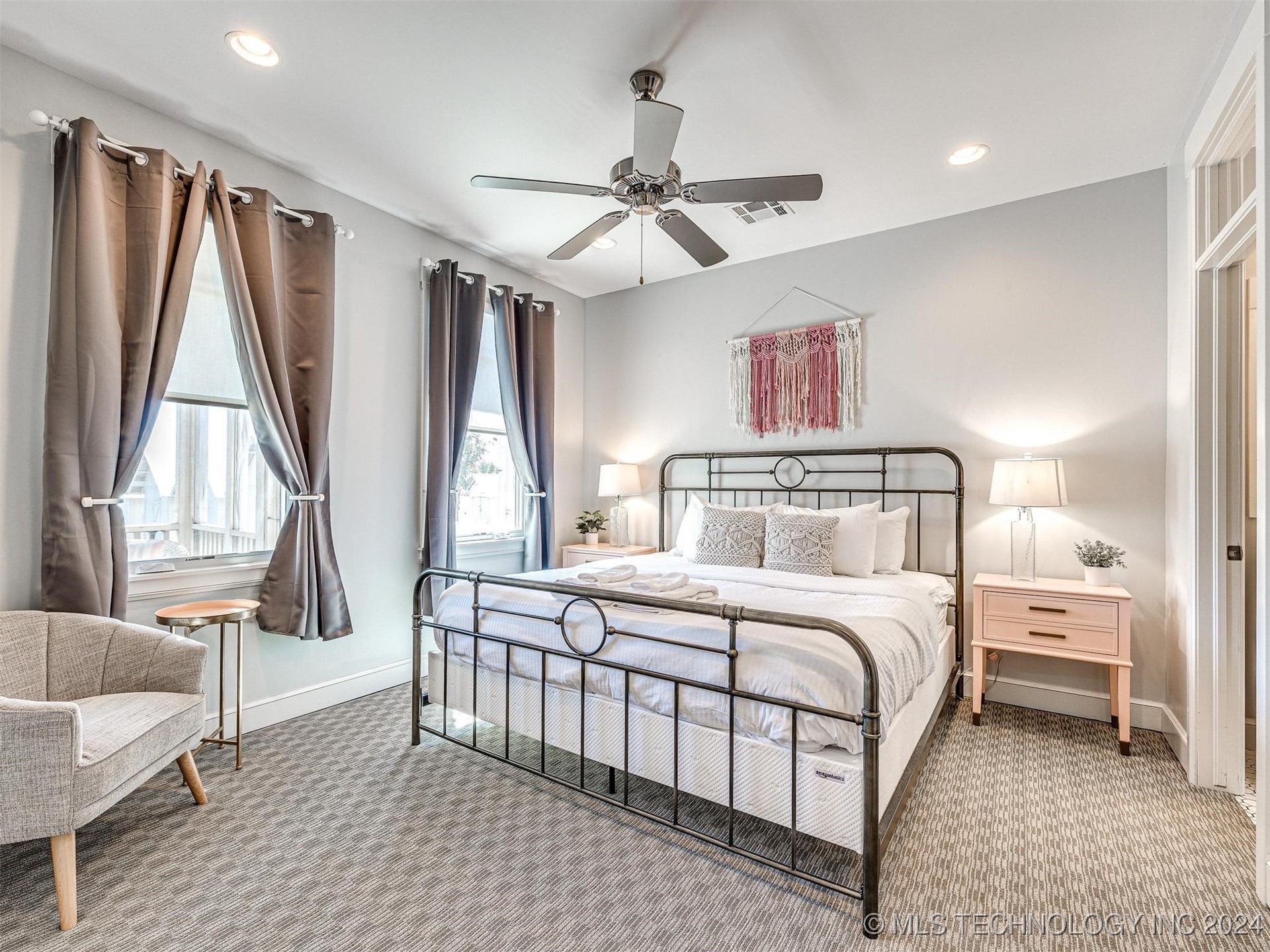 29 Boardwalk E