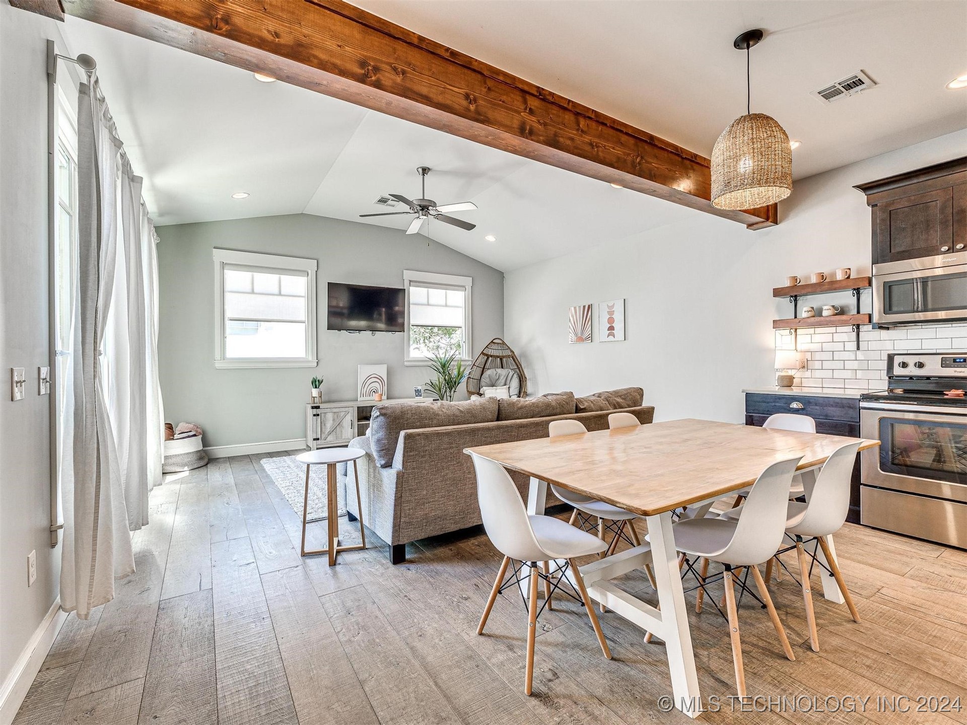 29 Boardwalk E