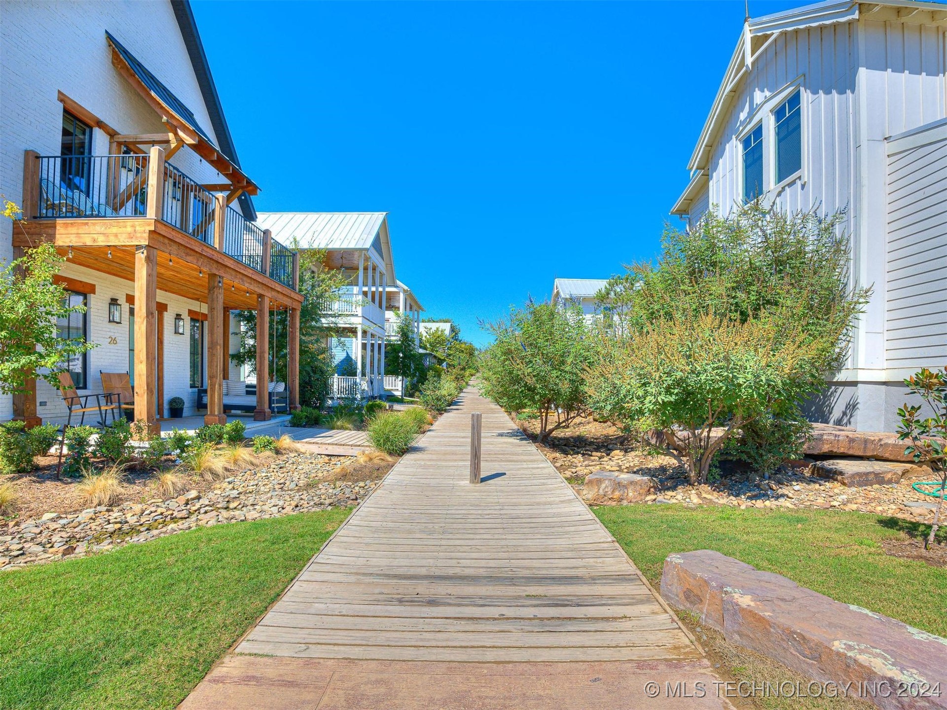 29 Boardwalk E