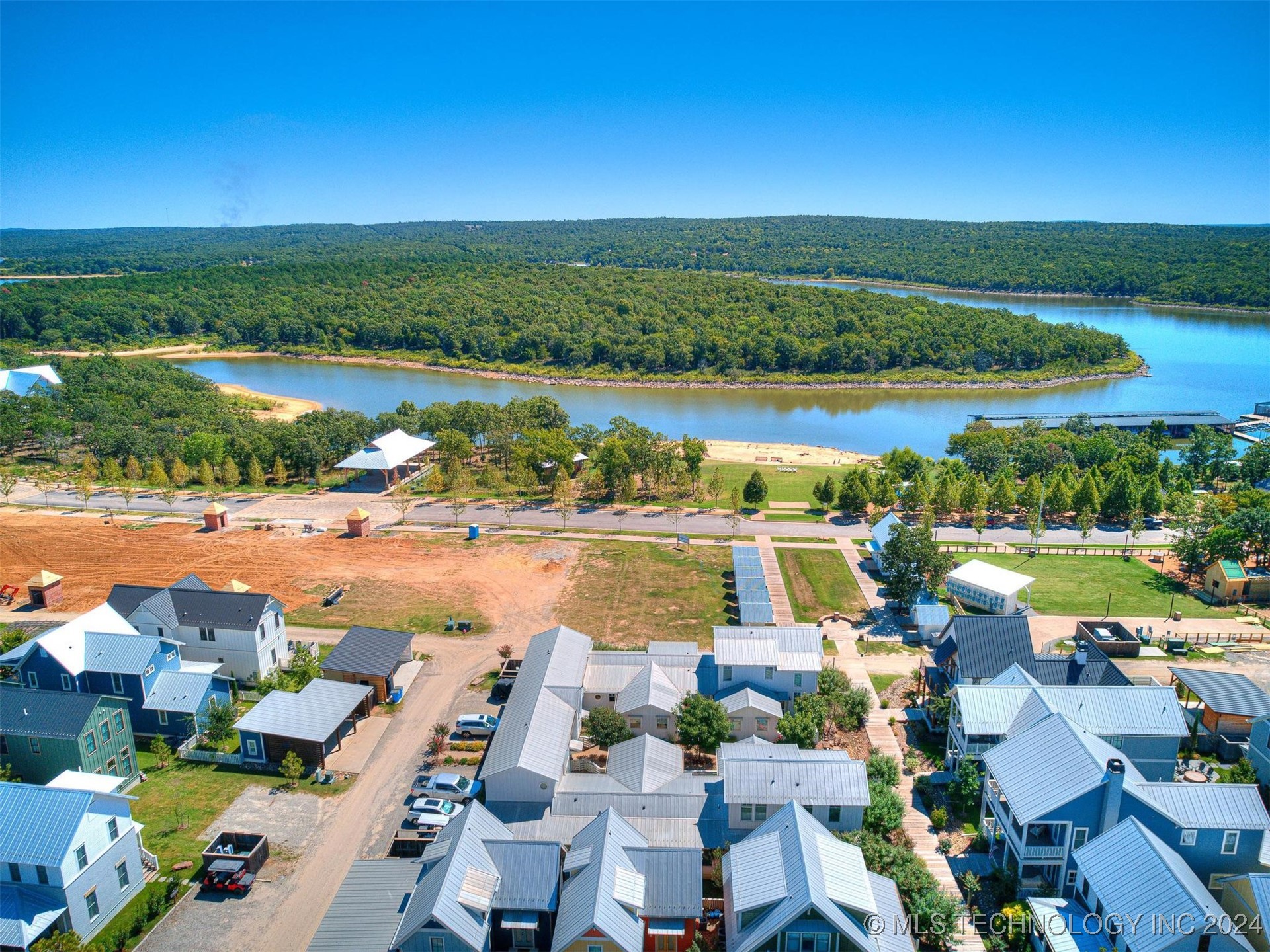 29 Boardwalk E